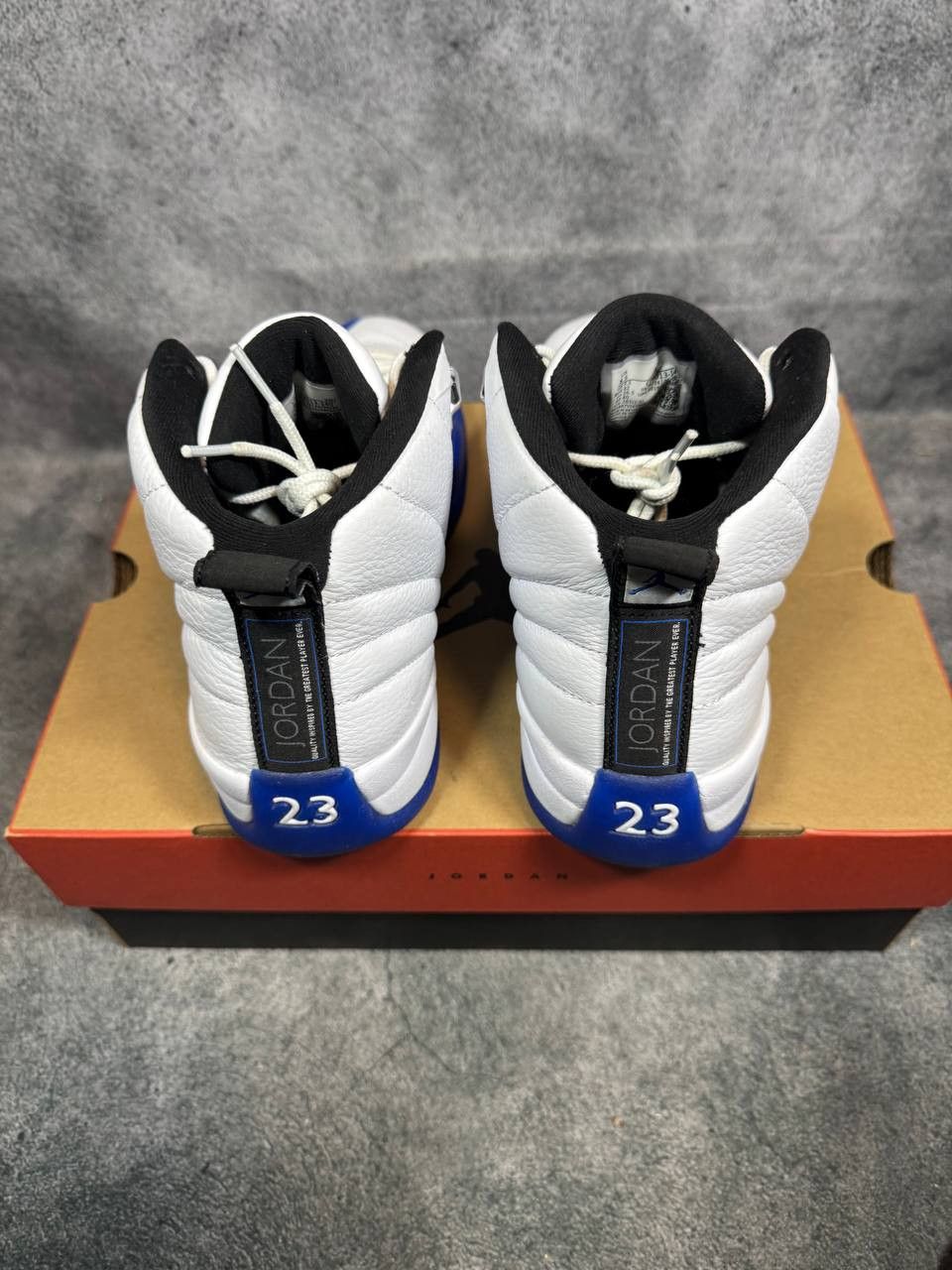 Jordan Brand Size 8.5 | Jordan 12 Blueberry With Box | Pre-Owned Size US 8.5 / EU 41-42 - 2 Thumbnail