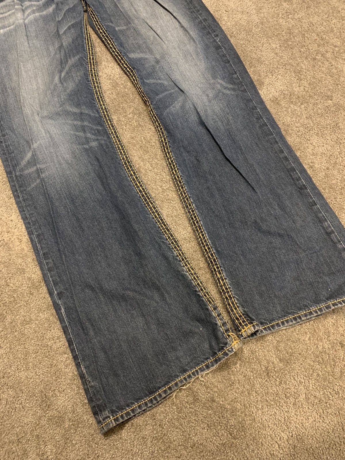 True Religion True Religion Boot Cut Y2K Denim Jeans Size US 34 / EU 50 - 12 Thumbnail