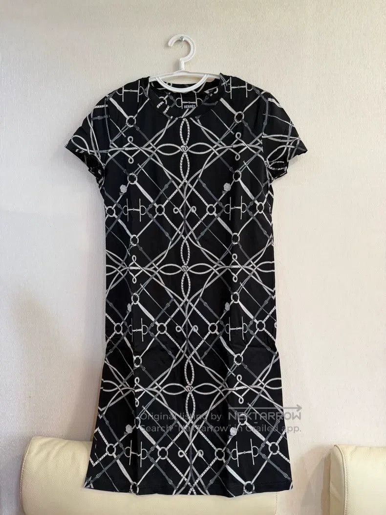 Hermes Hermes Black Chain Pattern Dress T-Shirt Size XS / US 0-2 / IT 36-38 - 1 Thumbnail