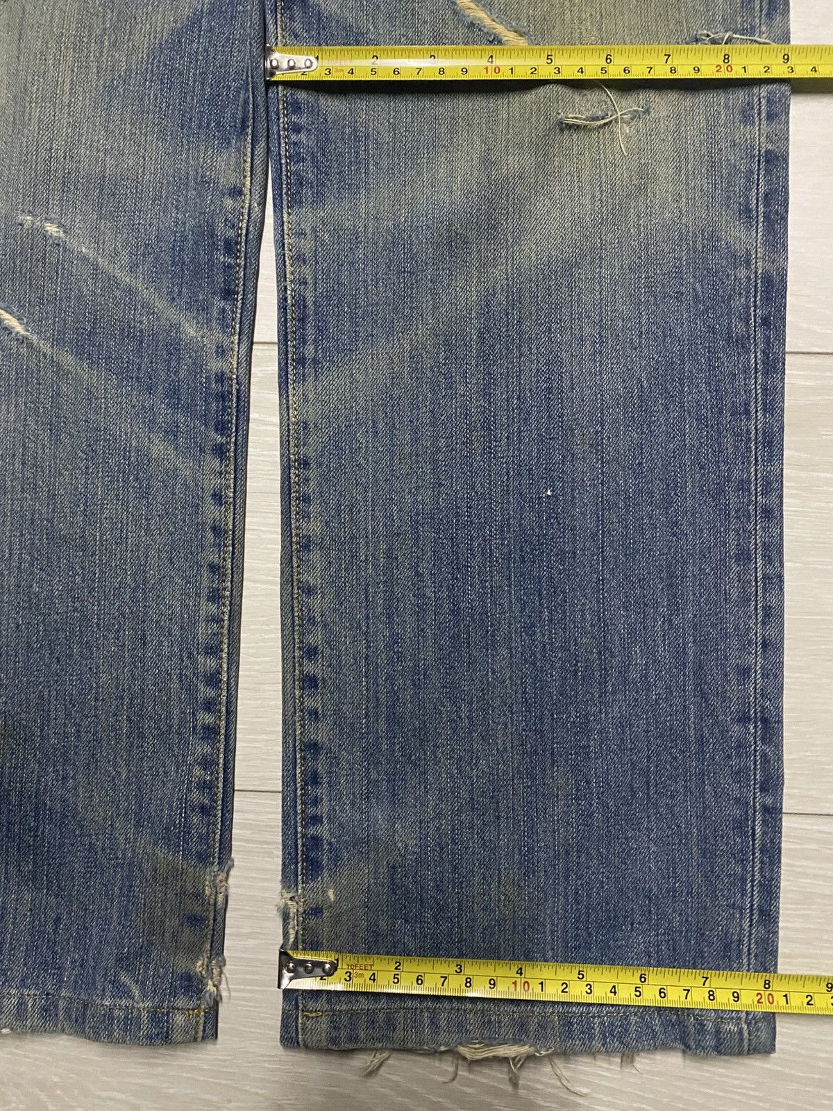 Uniqlo Vintage Japanese Brand Uniqlo Mud Wash Distressed Loose Jean Size US 30 / EU 46 - 14 Thumbnail