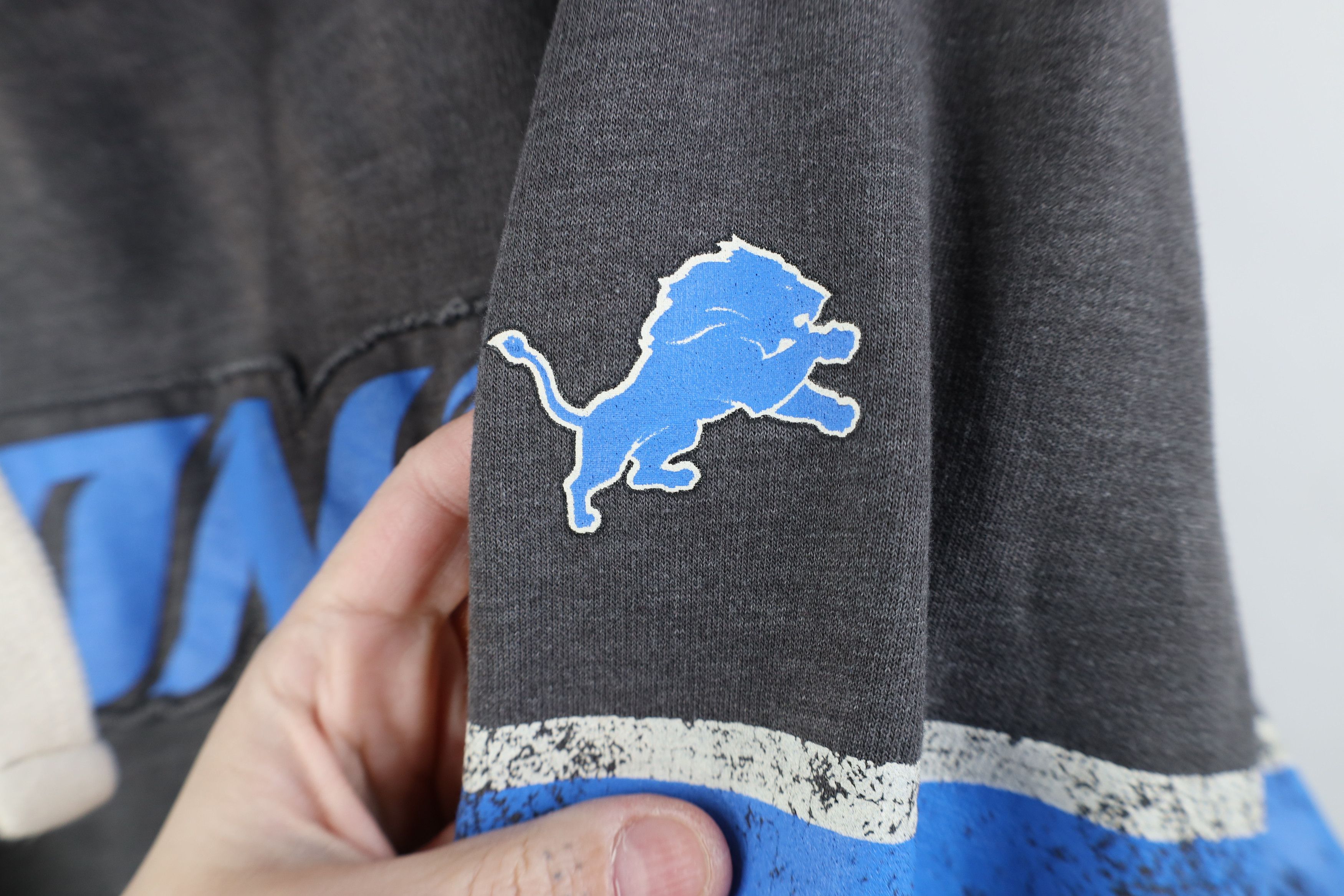 Vintage Vintage Y2K NFL Spell Out Detroit Lions Football Hoodie Gray Size XXL / US 16-18 / IT 52-54 - 4 Thumbnail