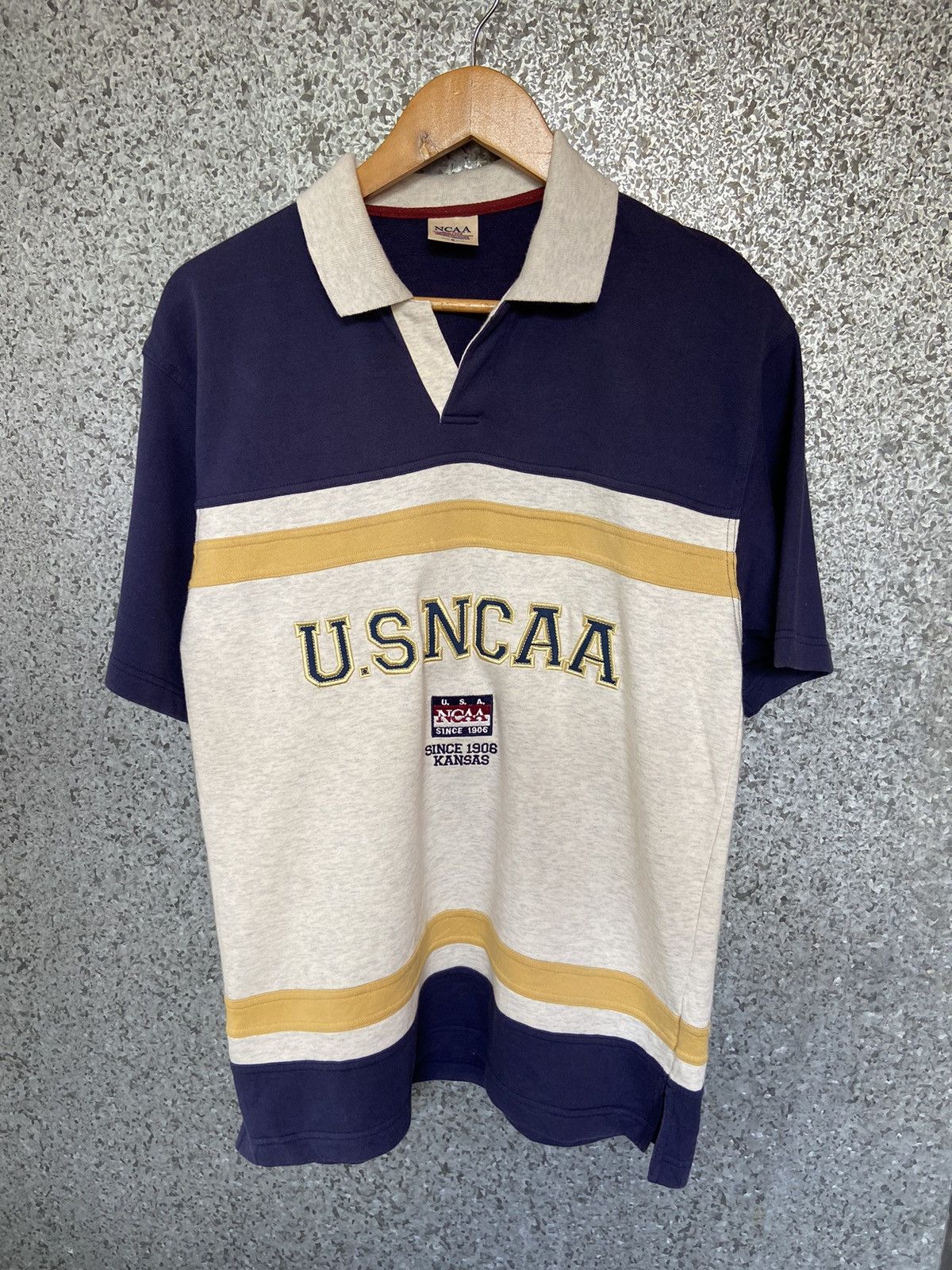 Descente × Vintage Vintage 90s Vintage USNCAA t shirt Size US S / EU 44-46 / 1 - 2 Thumbnail