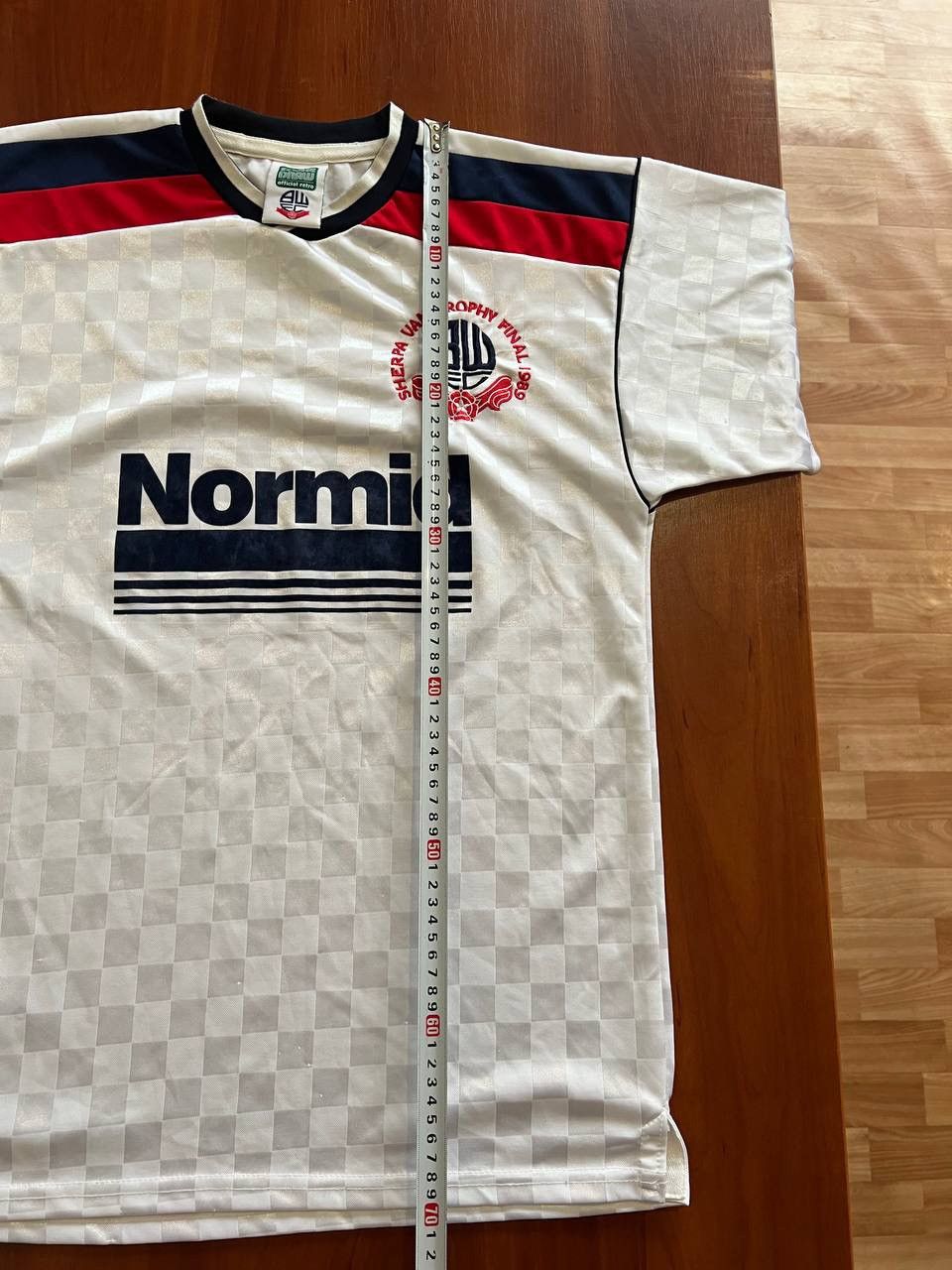 Vintage 1989 BOLTON WANDERERS RETRO REMAKE HOME SOCCER JERSEY SHIRT Size US S / EU 44-46 / 1 - 18 Thumbnail