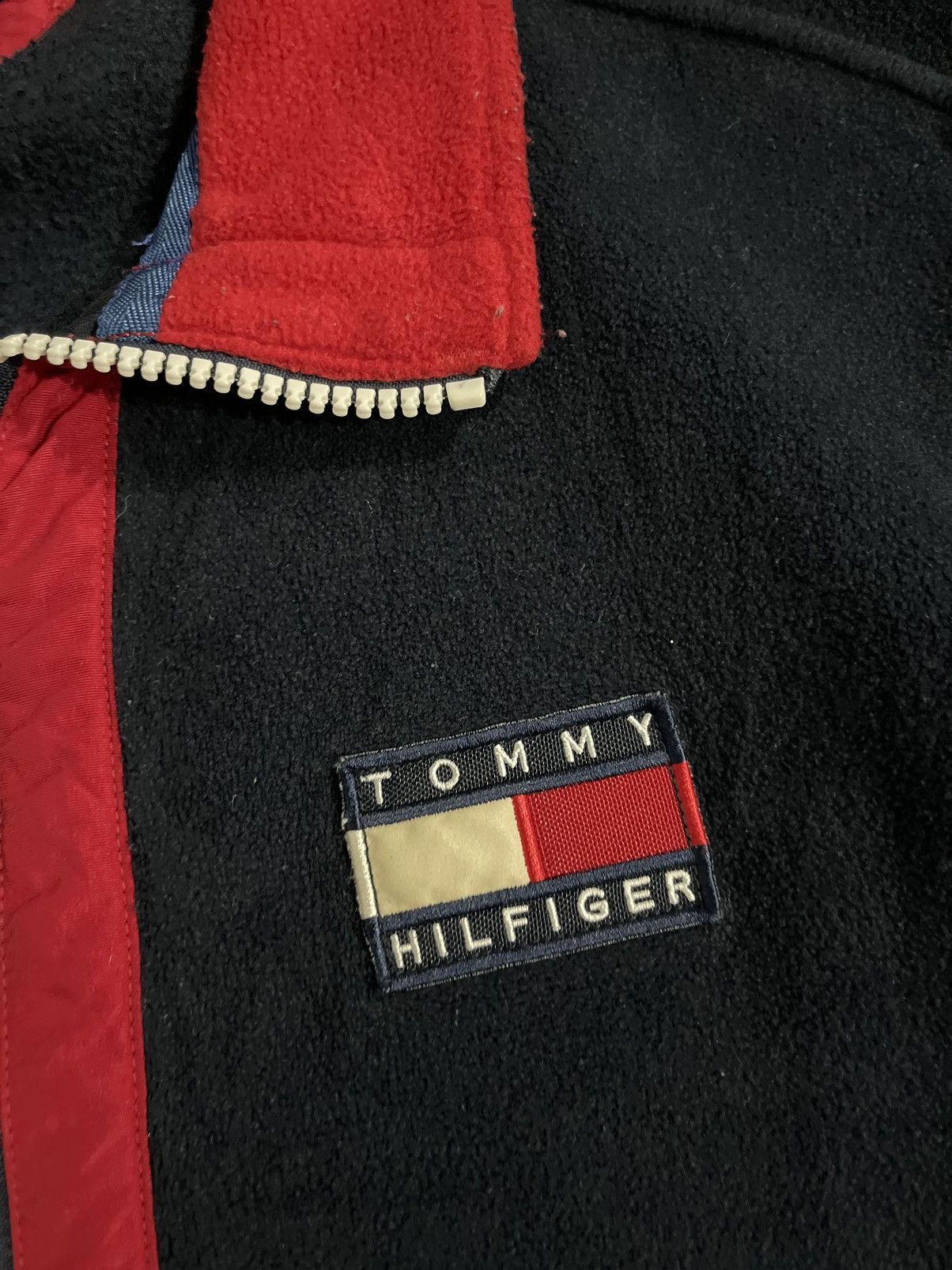 Tommy Hilfiger Vintage Tommy Hilfiger Fleece Jacket Size US XL / EU 56 / 4 - 9 Thumbnail