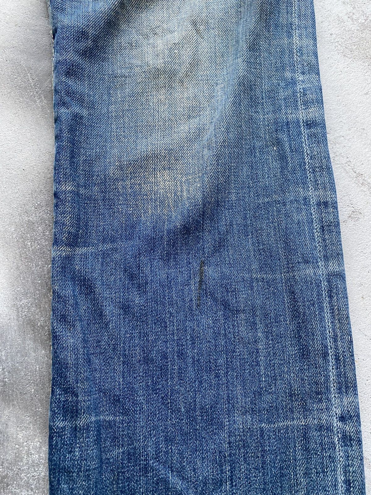 Robins Jeans ROBINS JEAN COMPARED TO WHO SKULL STUDDED JEANS Size US 29 - 14 Thumbnail