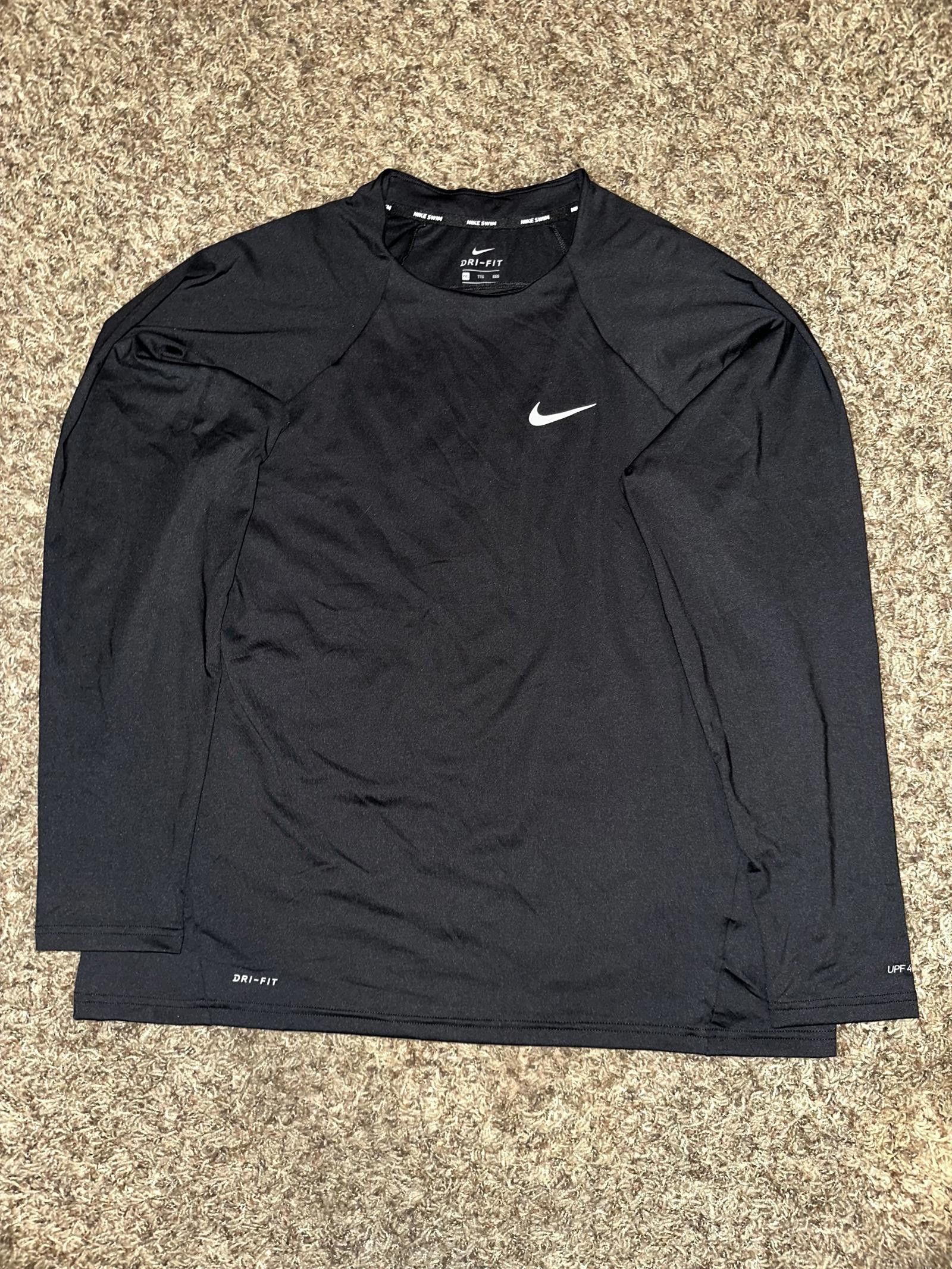 Nike Nike Essential Women's Long-Sleeve Hydroguard Swim Shirt Size XXL / US 16-18 / IT 52-54 - 1 Thumbnail