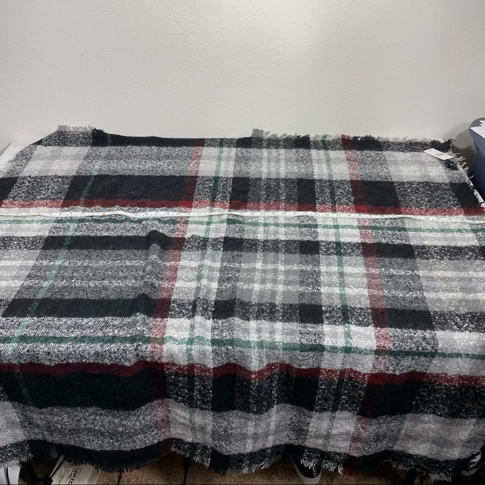 Other DAVID AND YOUNG Black Plaid Square Scarf Stylish & Cozy NWT Size ONE SIZE - 11 Thumbnail