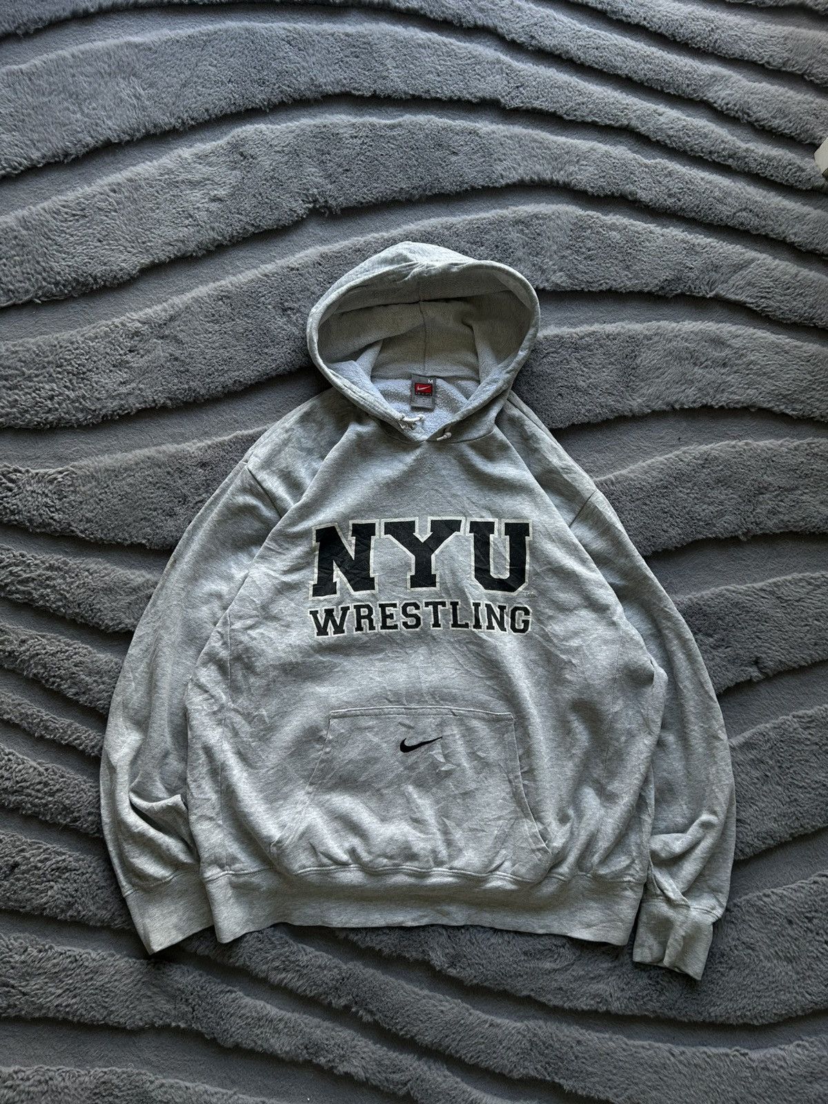 Nike × Vintage Vintage 90s Nike New Your University Wrestling Team Hoodie Size US XL / EU 56 / 4 - 1 Thumbnail