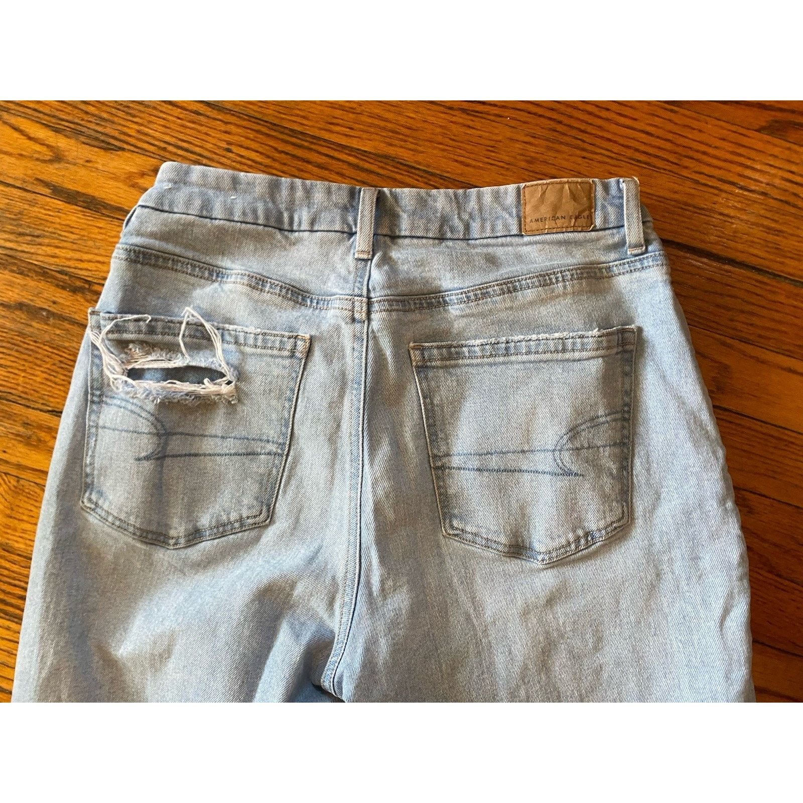 American Eagle Outfitters American Eagle Stretch Distressed Jeans Women’s 6 Size 28" / US 6 / IT 42 - 4 Thumbnail