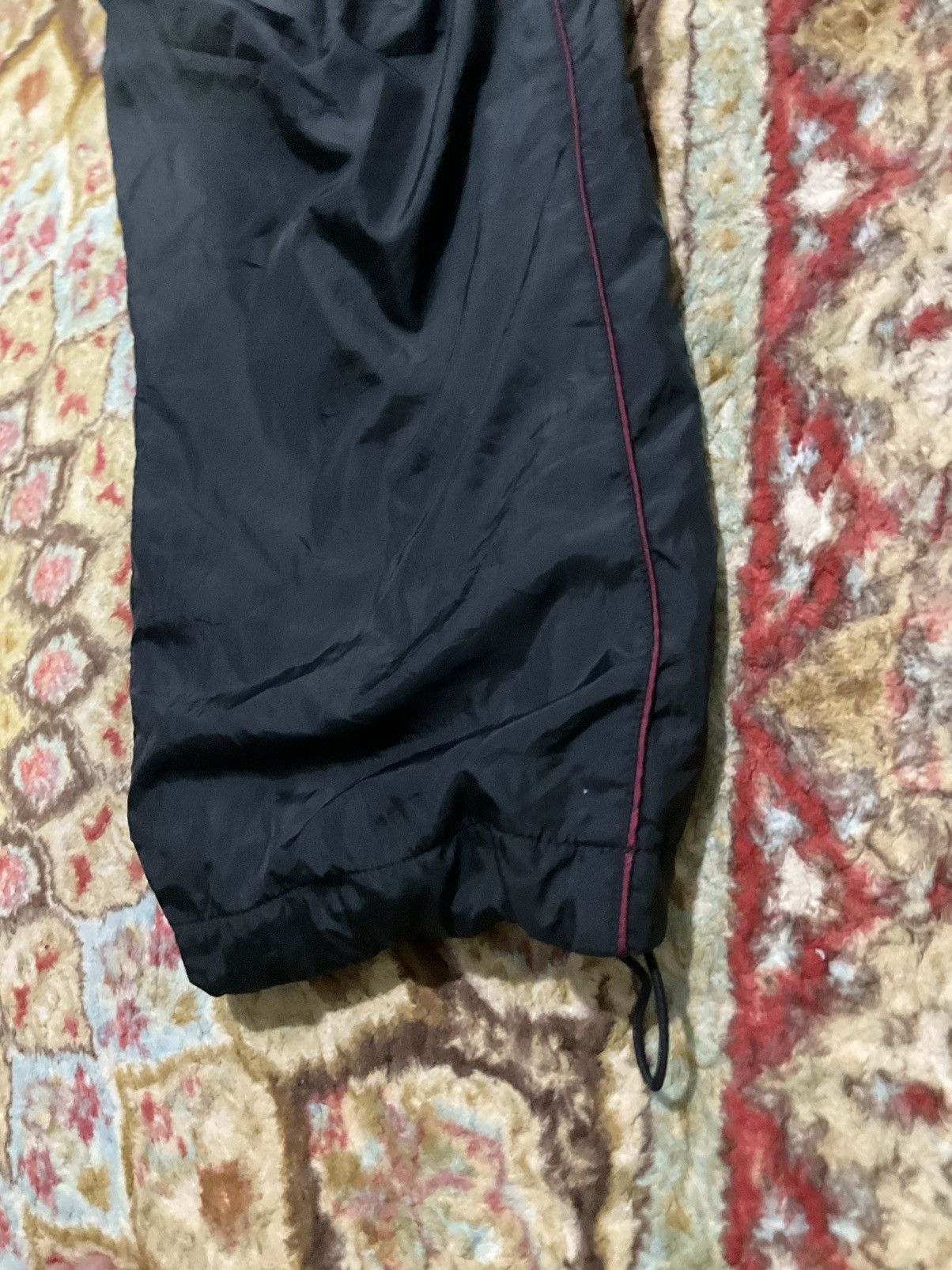 Uniqlo Uniqlo Track Bottom Size US 32 / EU 48 - 2 Thumbnail