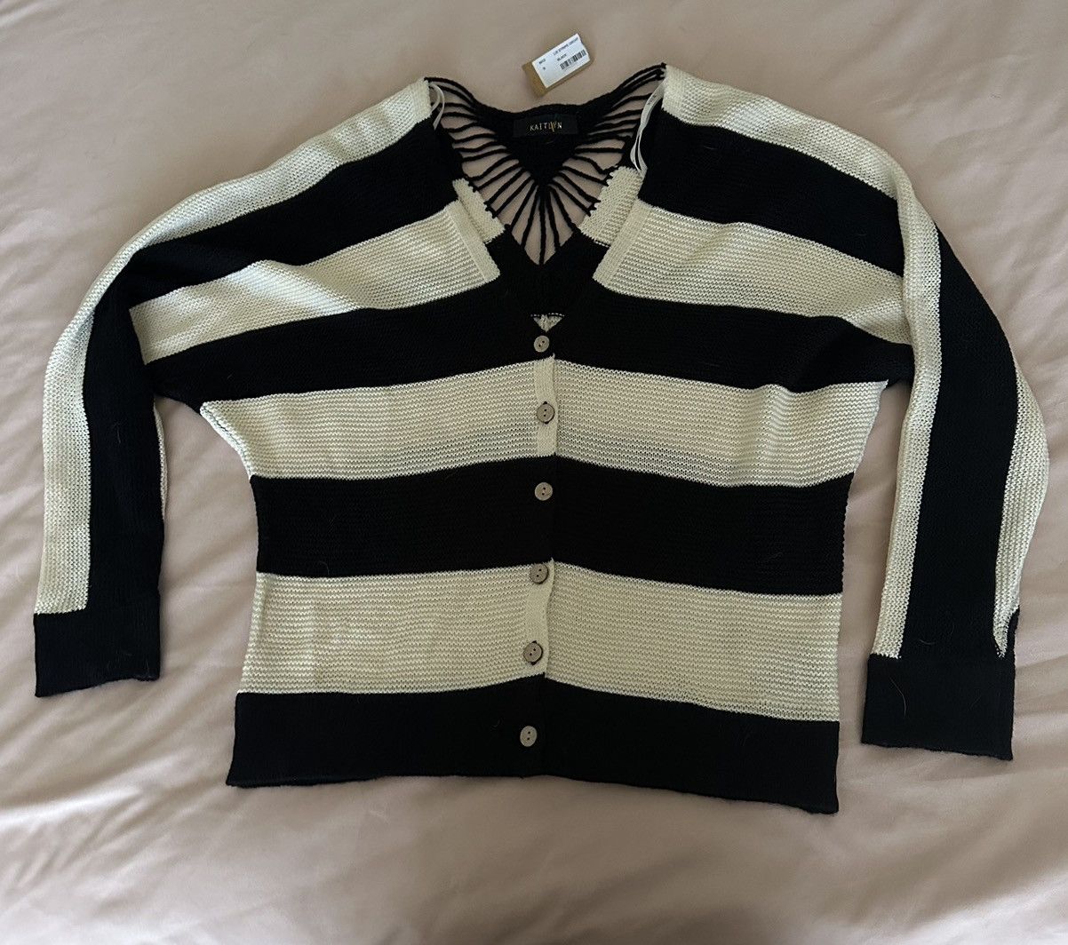 Other NWT Kaitlyn Button Up Striped Womens Cardigan Size Small Size S / US 4 / IT 40 - 1 Thumbnail