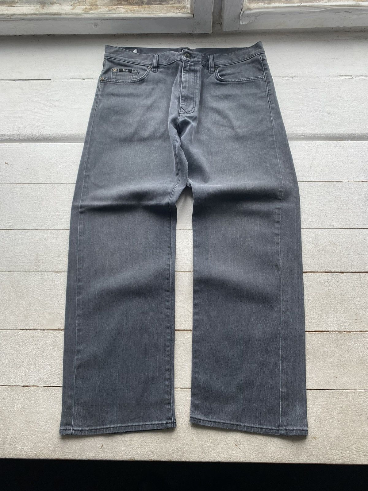 Hugo Boss 00s Luxury Hugo Boss Grey Stretch Denim Jeans Straight Fit Size US 38 / EU 54 - 1 Thumbnail