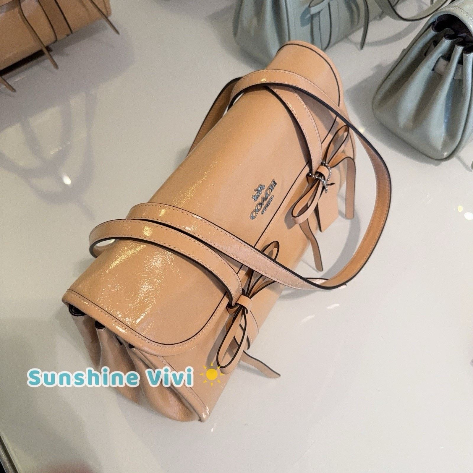 Coach NWT Coach Bridget Flap Shoulder Bag Bows CDY94 Light Sand Size ONE SIZE - 5 Thumbnail