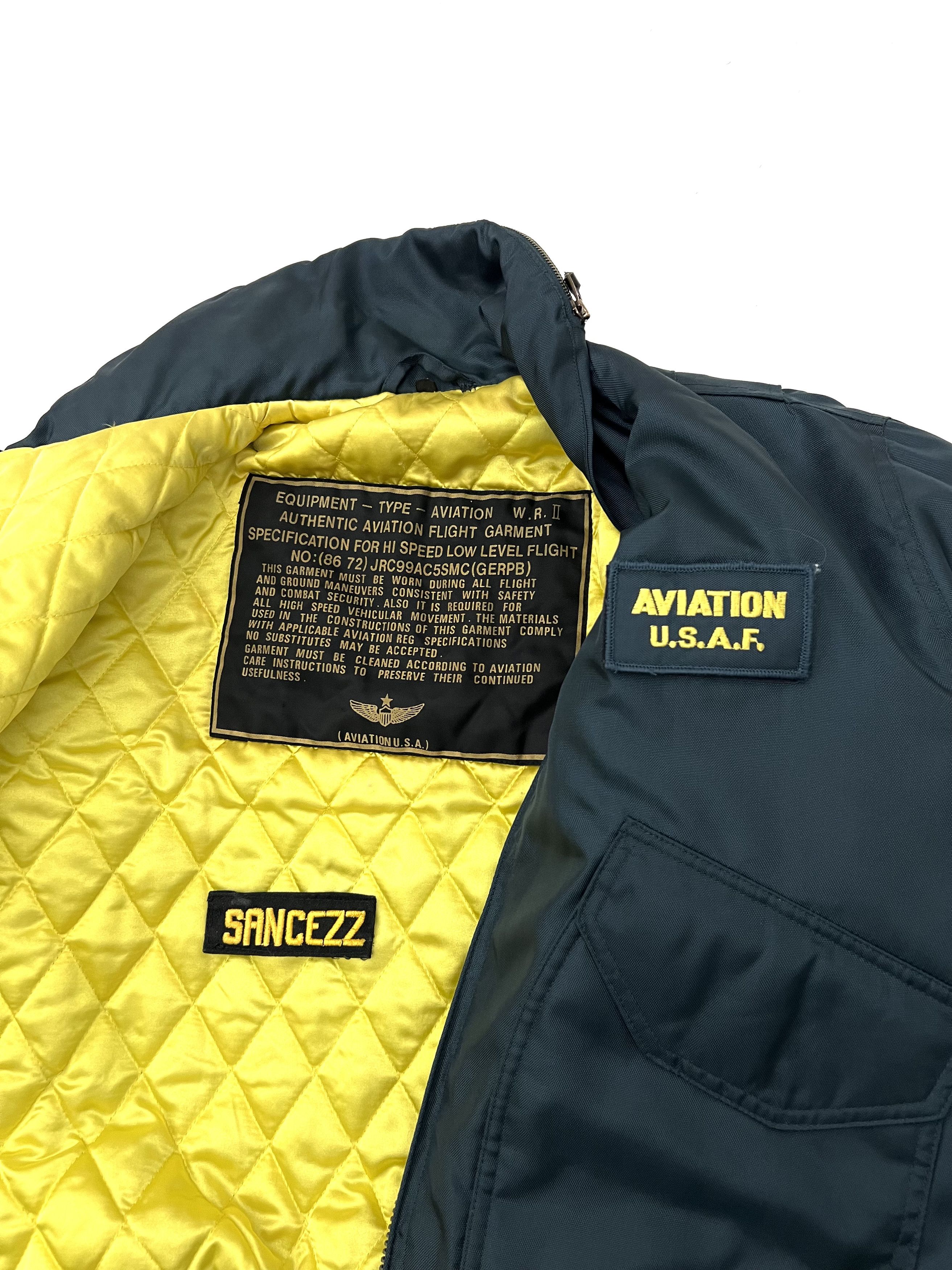Vintage Aviation W.R. 2 USAF AC 1980s Pilot Nylon Bomber Jacket Size US M / EU 48-50 / 2 - 3 Thumbnail