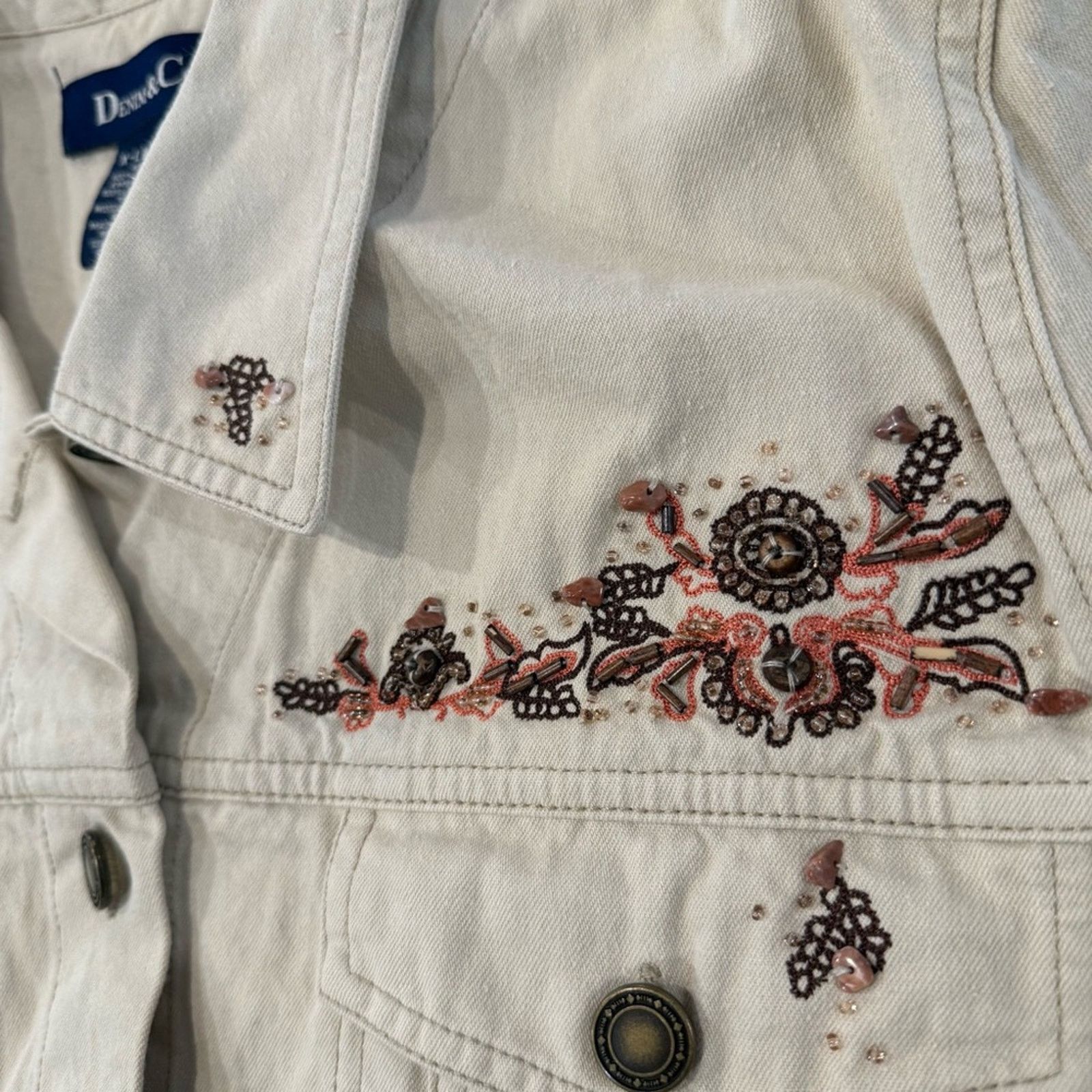 Denim & Co. Denim & Co Embroidered Beaded Denim Trucker Jacket Womens XL Size XL / US 12-14 / IT 48-50 - 3 Thumbnail