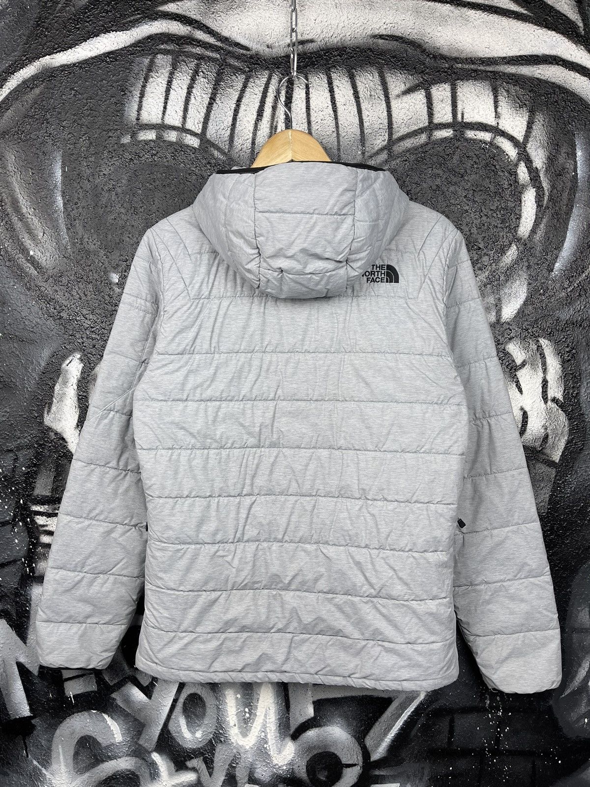 The North Face The North Face Grey Aconcagua Coat Hybrid Puffer Men’s SizeS Size US S / EU 44-46 / 1 - 4 Thumbnail