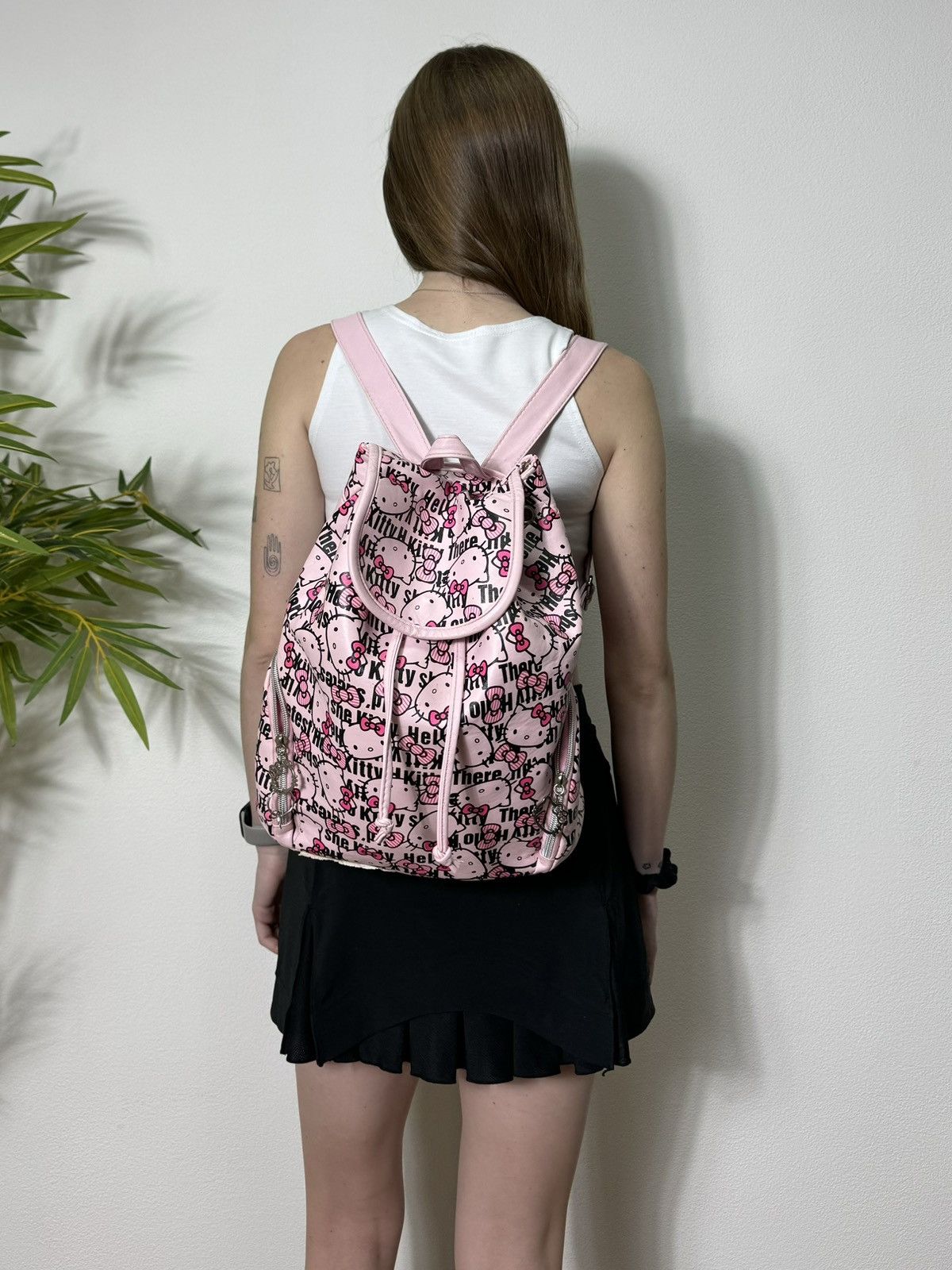 Cartoon Network VINTAGE HELLO KITTY MONOGRAMMY2K BACKPACK Size ONE SIZE - 9 Thumbnail