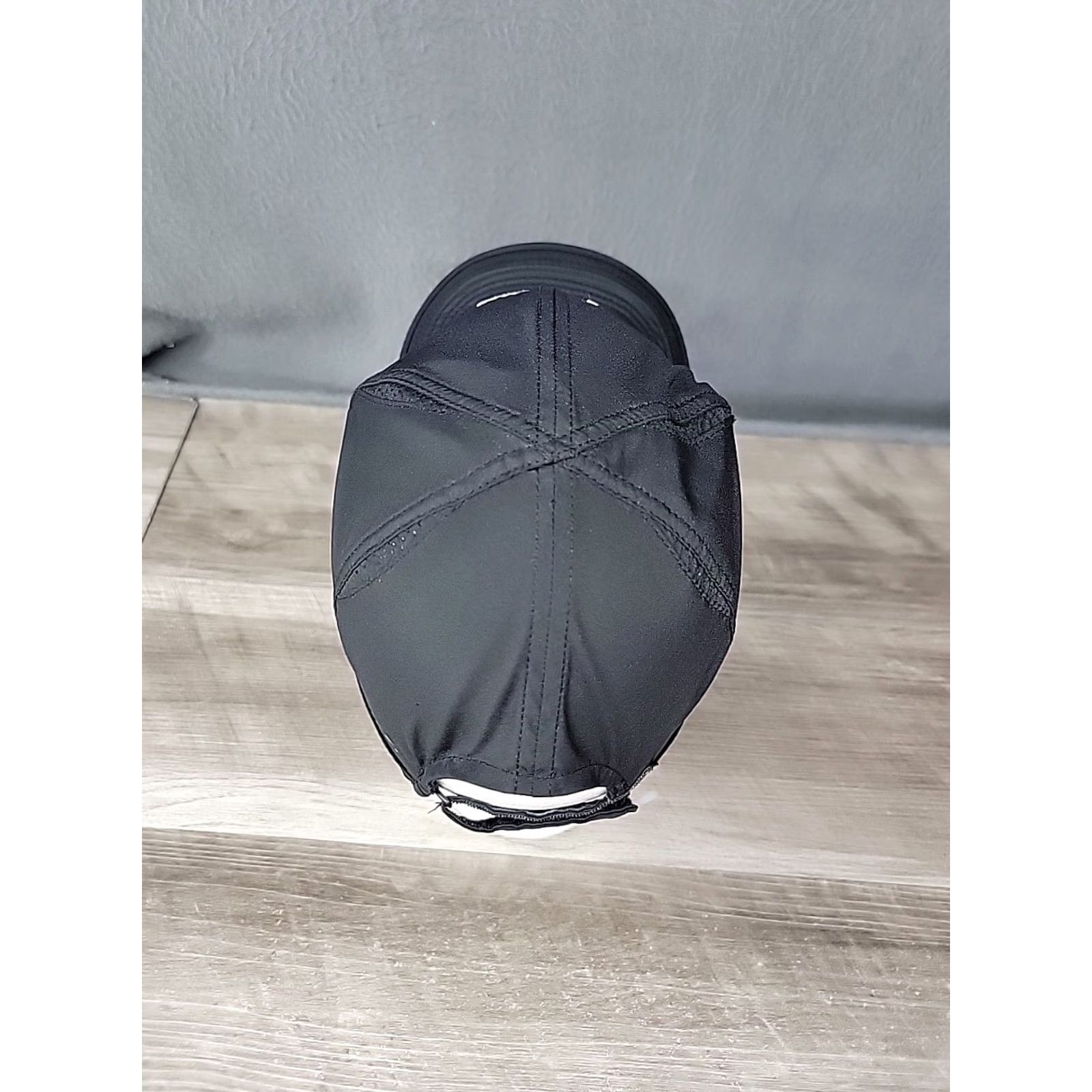 Nike Nike Hat Featherlight Dri-Fit Cap Black Golf Vented Adjustable One Size Running Unisex Adults Strap Back Swoosh Size ONE SIZE - 6 Thumbnail