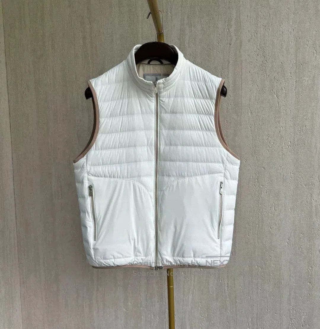 Brunello Cucinelli Brunello Cucinelli White Down Vest. Size US XS / EU 42 / 0 - 1 Thumbnail