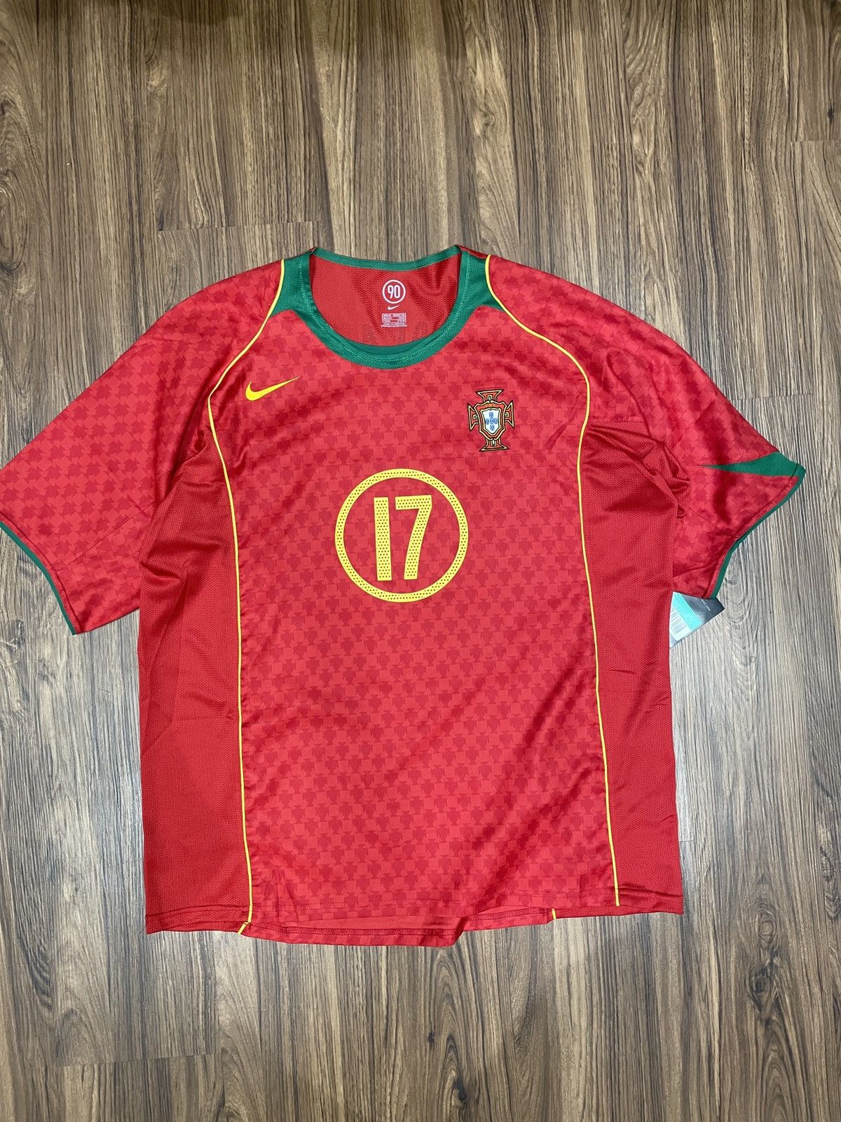 Vintage Jersey Portugal cristiano ronaldo rare Size US XL / EU 56 / 4 - 1 Thumbnail