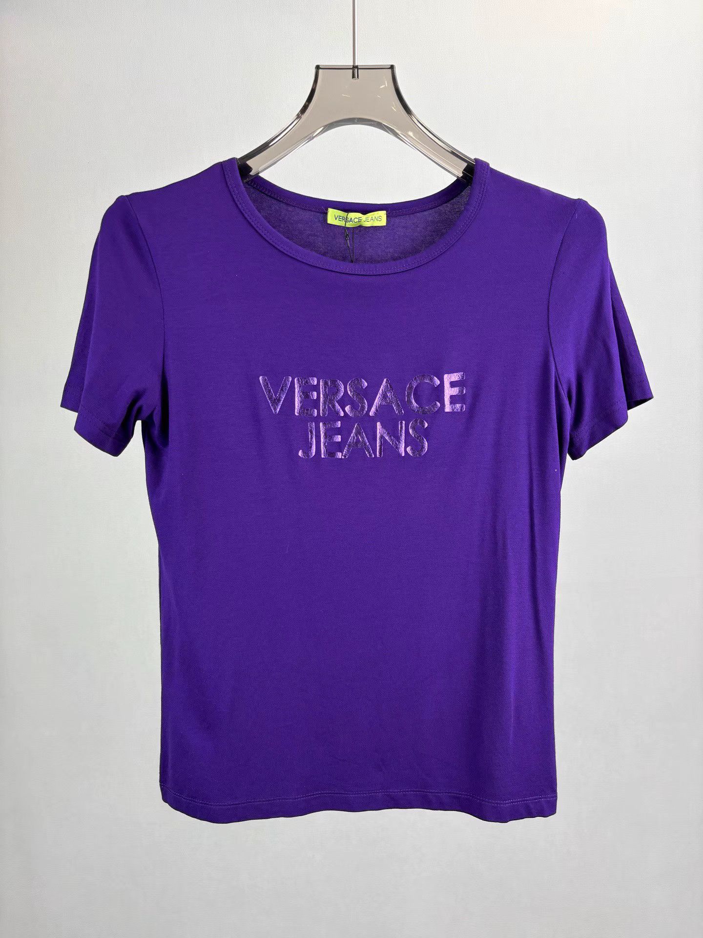 Versace VERSACE Purple Short Sleeve T-Shirt K1 Size M / US 6-8 / IT 42-44 - 1 Thumbnail