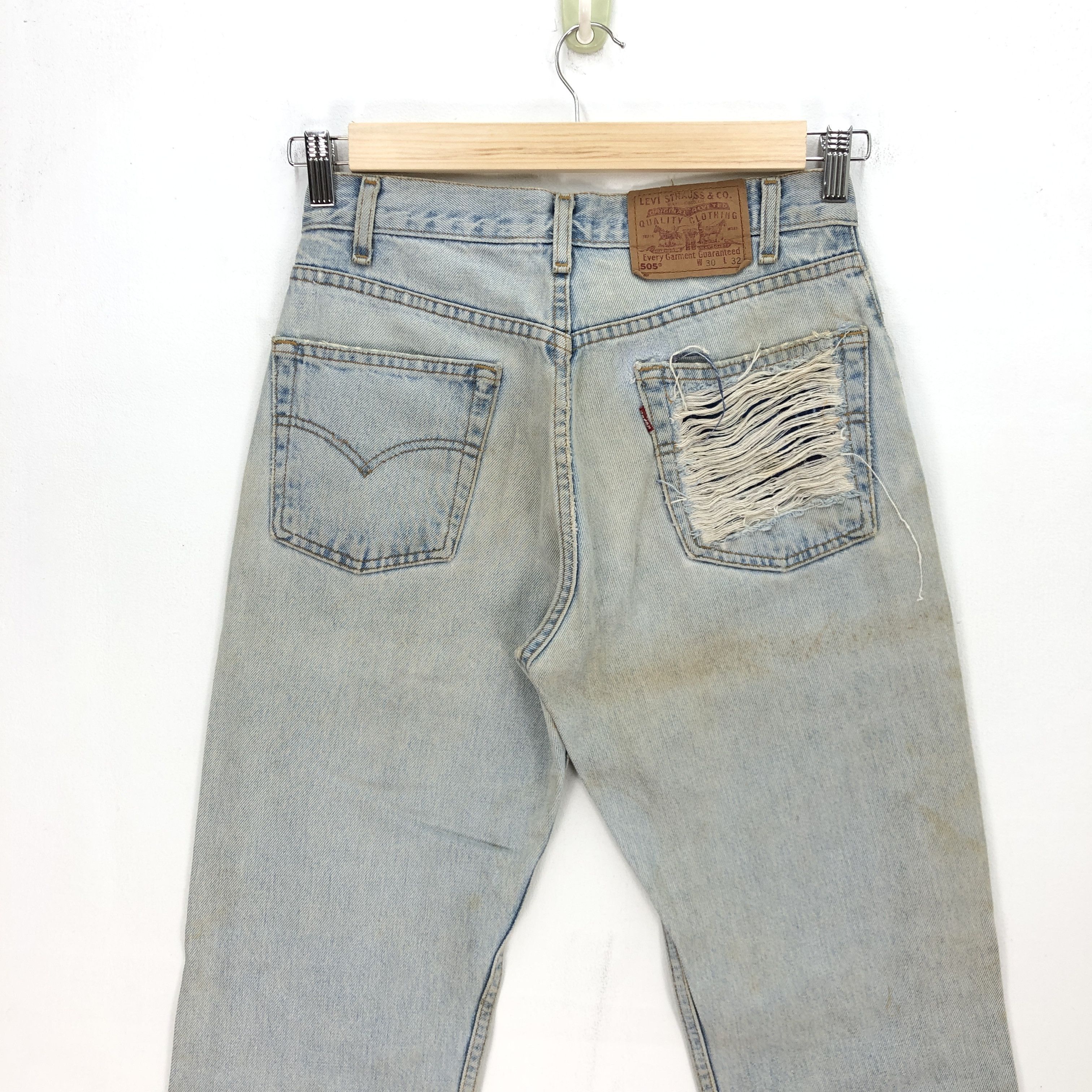 Levi's Vintage Lev's 505 Jeans Dirty Levi's Distressed Denim - . Size 28" / US 6 / IT 42 - 3 Thumbnail