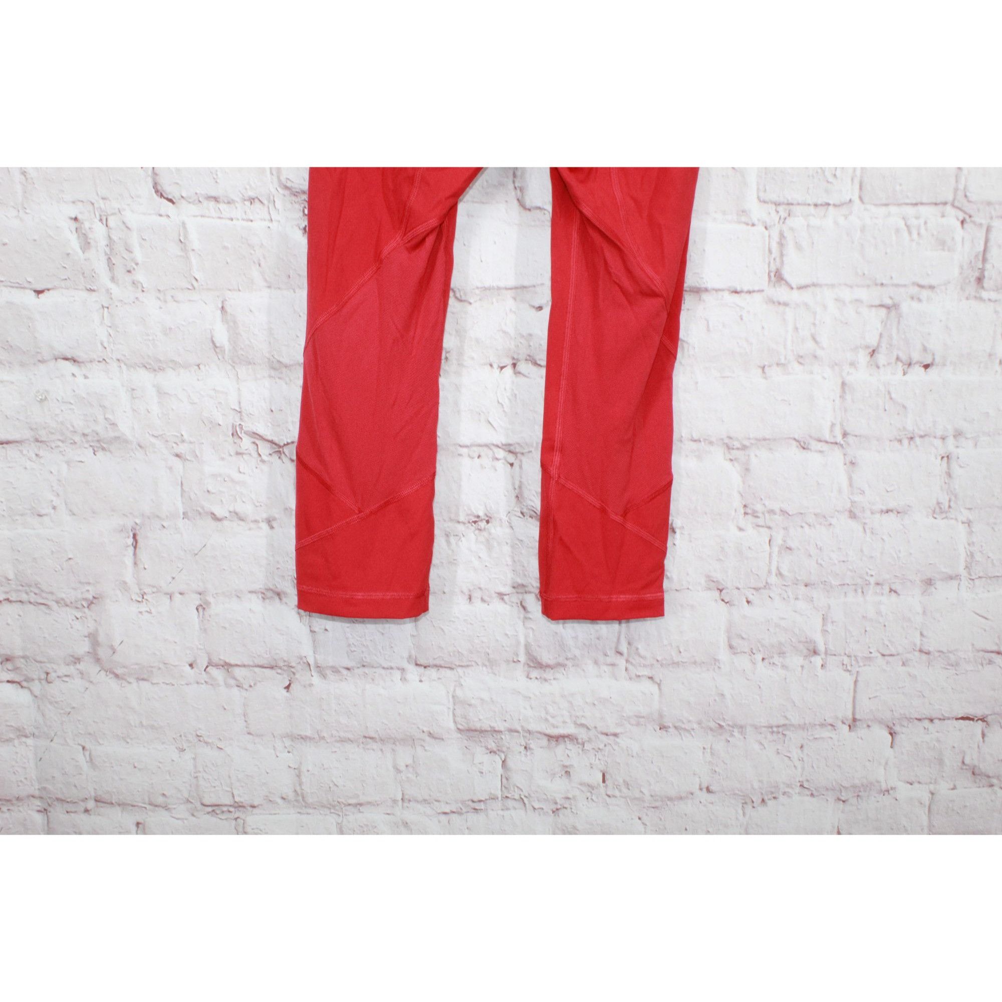 Lululemon Lululemon Women's Seamless Crop Yoga Activewear Tights Size 28" / US 6 / IT 42 - 5 Thumbnail