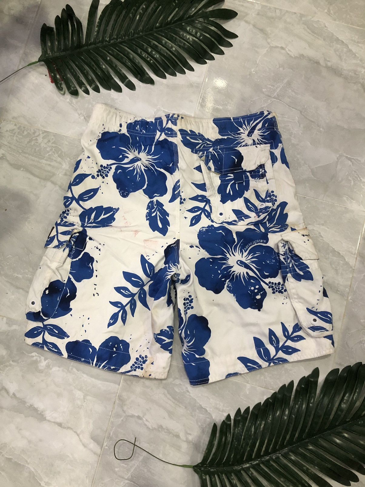 Abercrombie & Fitch Abercrombie & Fitch Hawaiian Cargo Short Pants Size US 32 / EU 48 - 6 Thumbnail