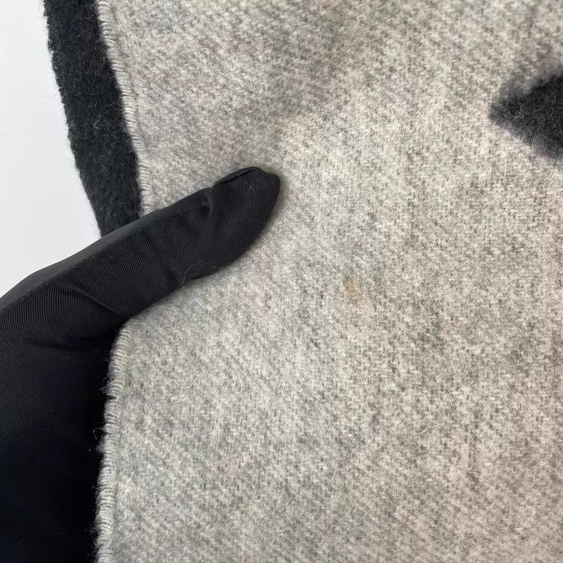 Louis Vuitton Louis Vuitton Reykjavik black and grey two-sided color-blo Size ONE SIZE - 9 Thumbnail