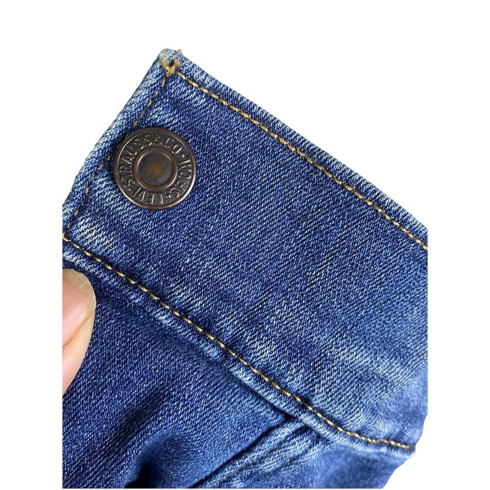 Levi's Levi's Original RED LABEL Trucker Jacket Women's XL Denim Size XL / US 12-14 / IT 48-50 - 7 Thumbnail