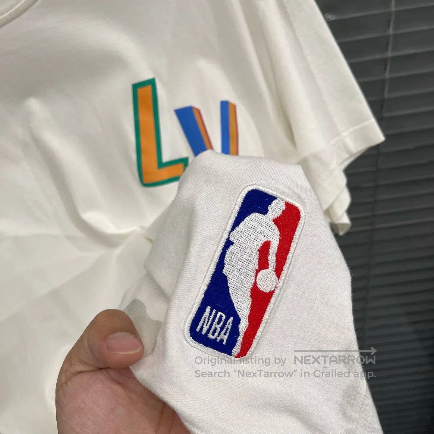 Louis Vuitton Louis Vuitton NBA Logo Print T. Size US M / EU 48-50 / 2 - 5 Thumbnail
