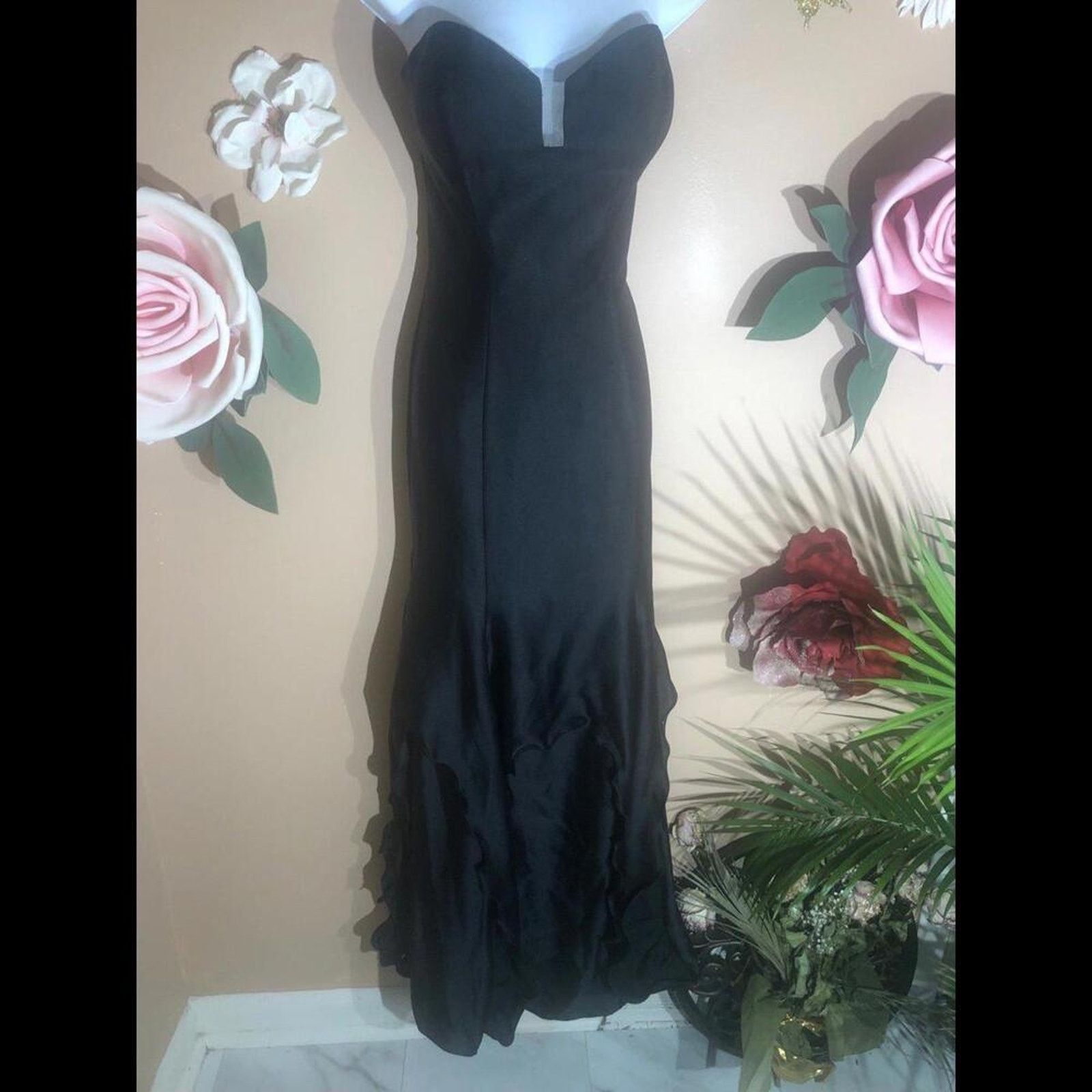 Rene Caovilla Dress gown strapless with verticle ruffle bottom Size S / US 4 / IT 40 - 2 Thumbnail