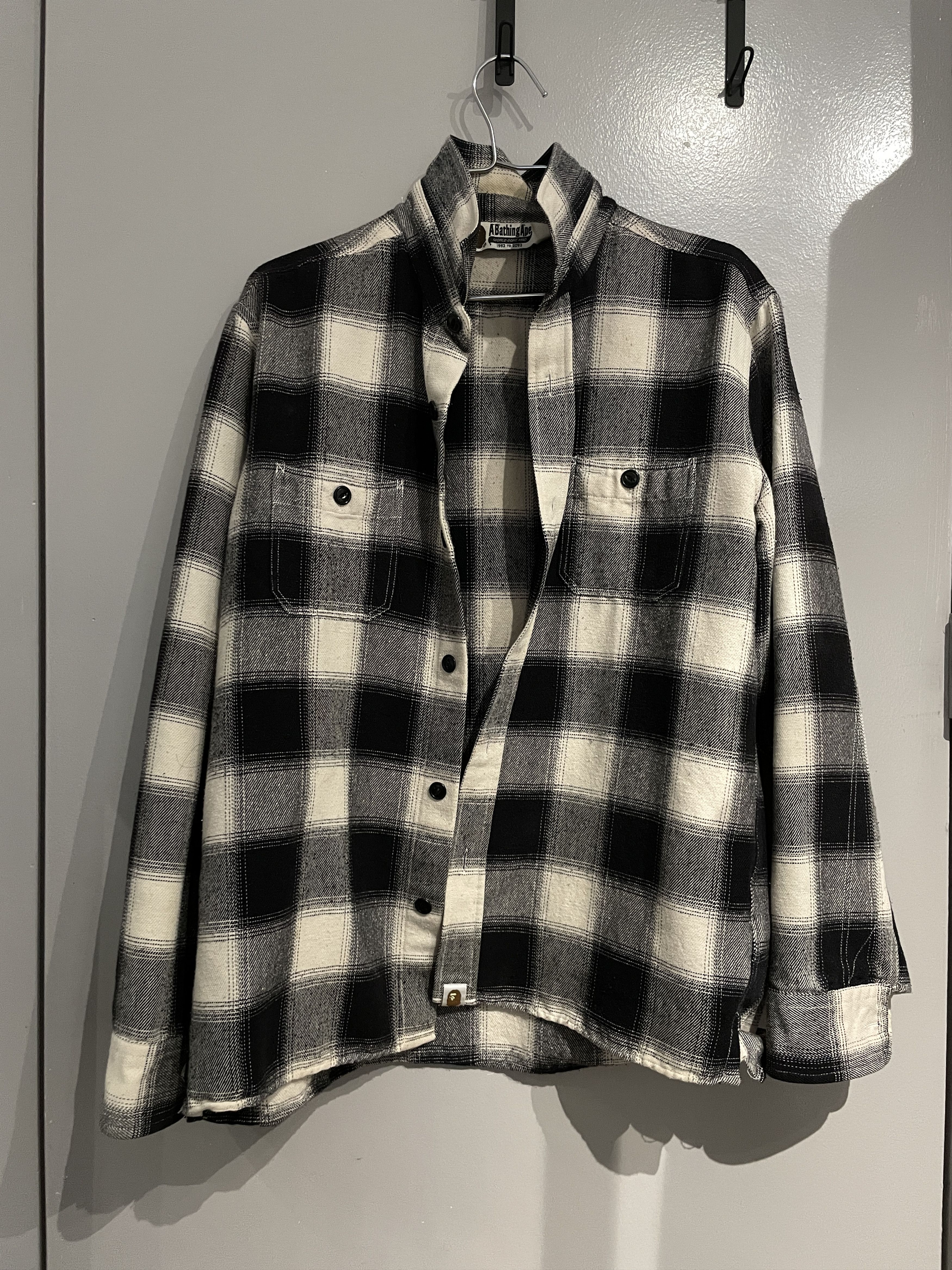 Bape Bape Flannel Black White used Size US L / EU 52-54 / 3 - 1 Thumbnail