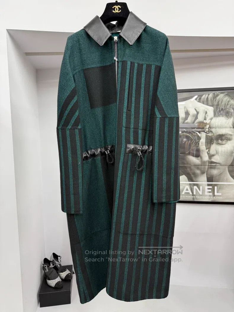 Hermes Hermes Black and green striped cashmere coat Size XS / US 0-2 / IT 36-38 - 1 Thumbnail