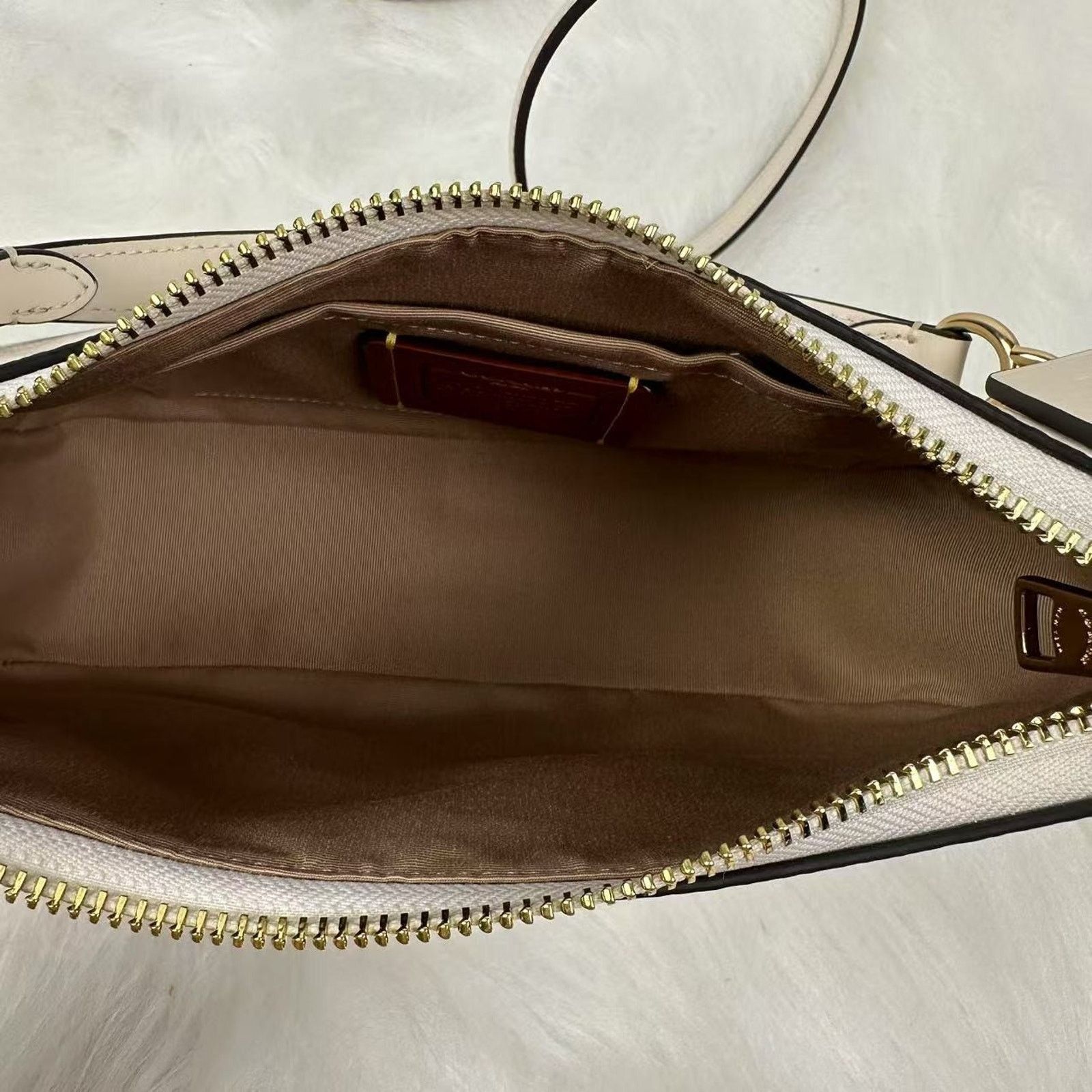 Coach Coach Teri Shoulder Signature Canvas In Gold/White/Chalk Size ONE SIZE - 7 Thumbnail