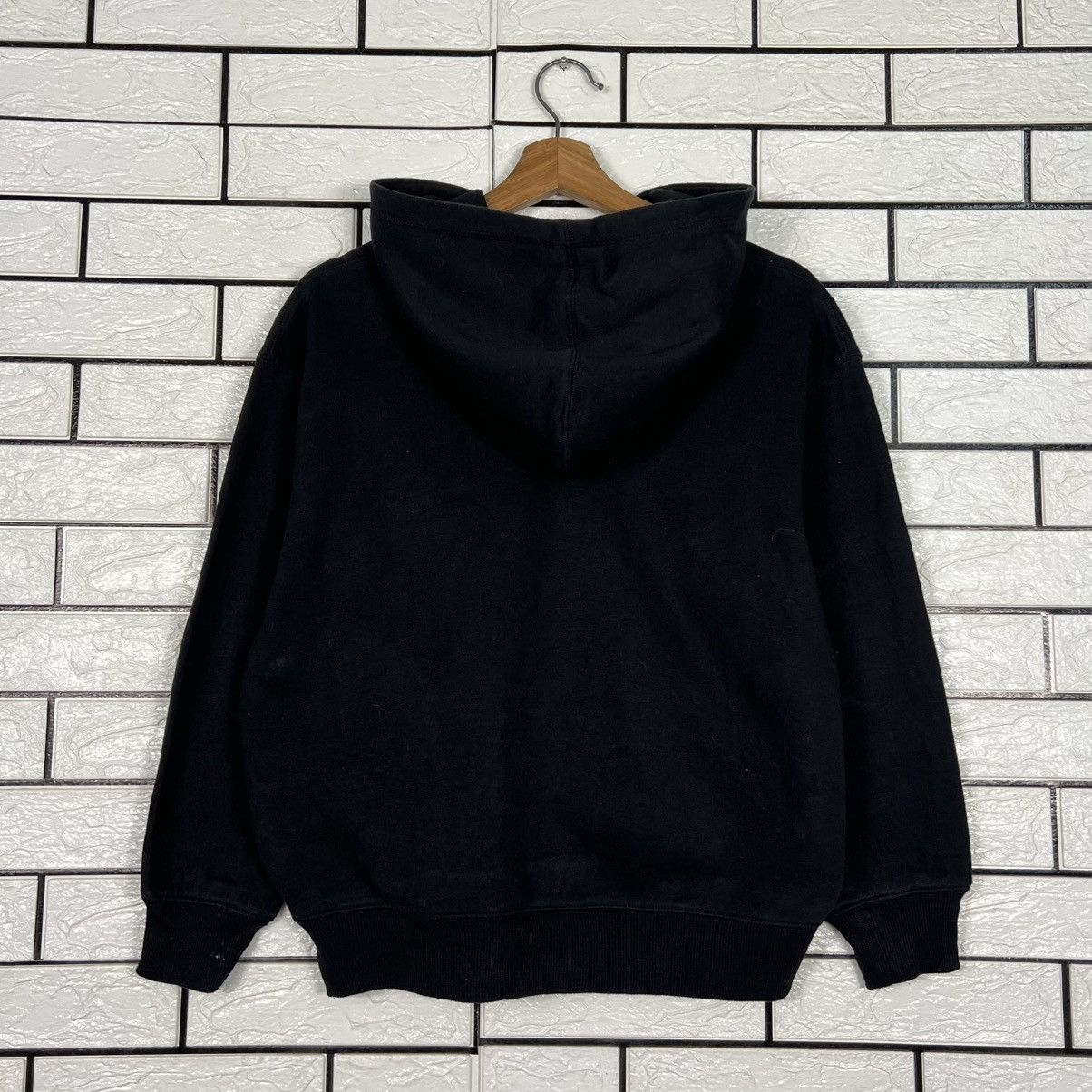 GU × Undercover GU x UNDERCOVER Big Logo Kids Pullover Hoodies #4311-C195 Size US XXS / EU 40 - 16 Thumbnail