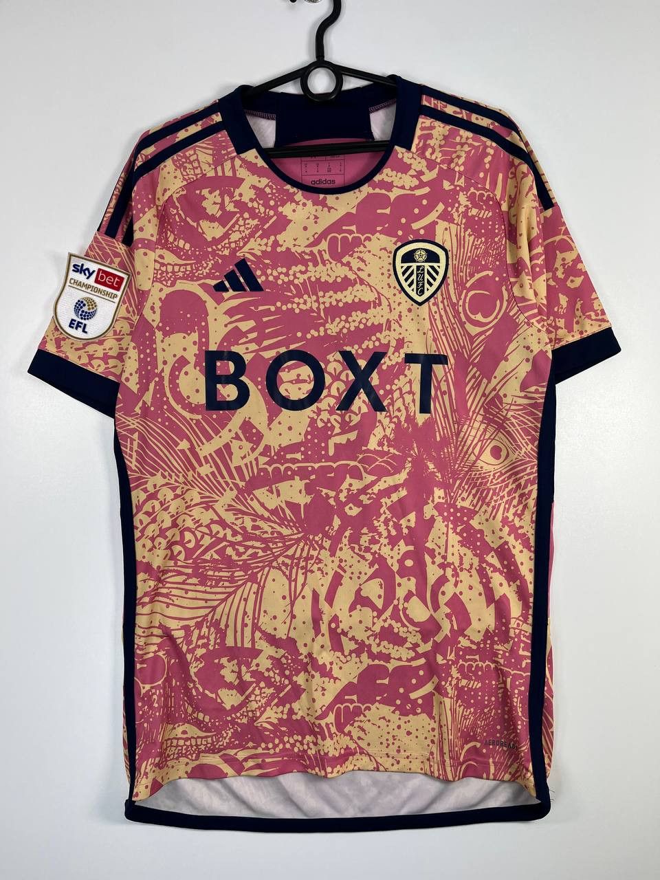 Adidas LEEDS UNITED 2023 2024 FOOTBALL SHIRT ADIDAS JERSEY Size M Size US M / EU 48-50 / 2 - 1 Thumbnail