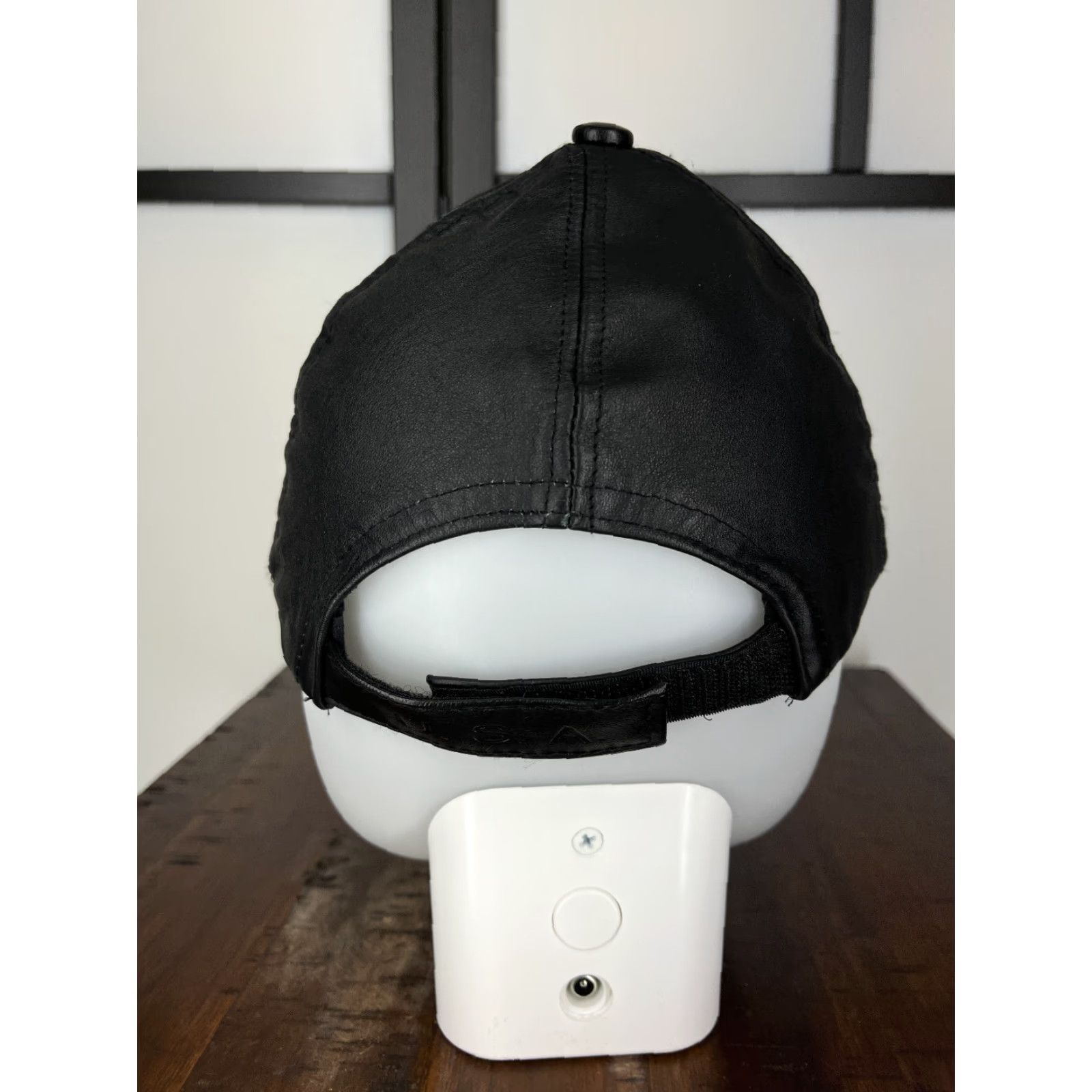 Vintage VINTAGE Winner Hat Cap Strap Back Adult One Size Black Leather 70s Made USA Size ONE SIZE - 6 Thumbnail