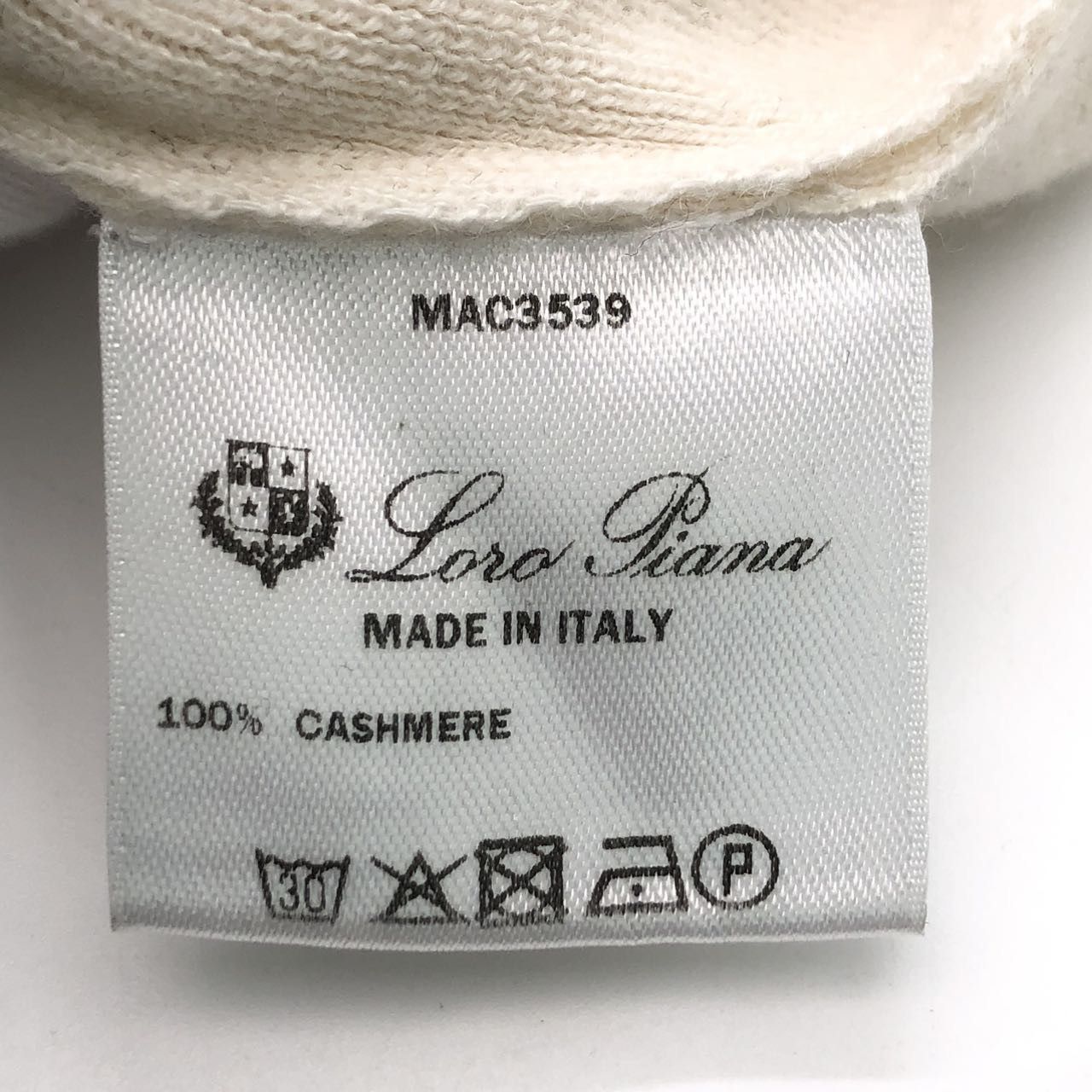 Loro Piana Loro Piana Loose Irregular Long Sleeve Knit Sweater K26WX Size M / US 6-8 / IT 42-44 - 6 Thumbnail