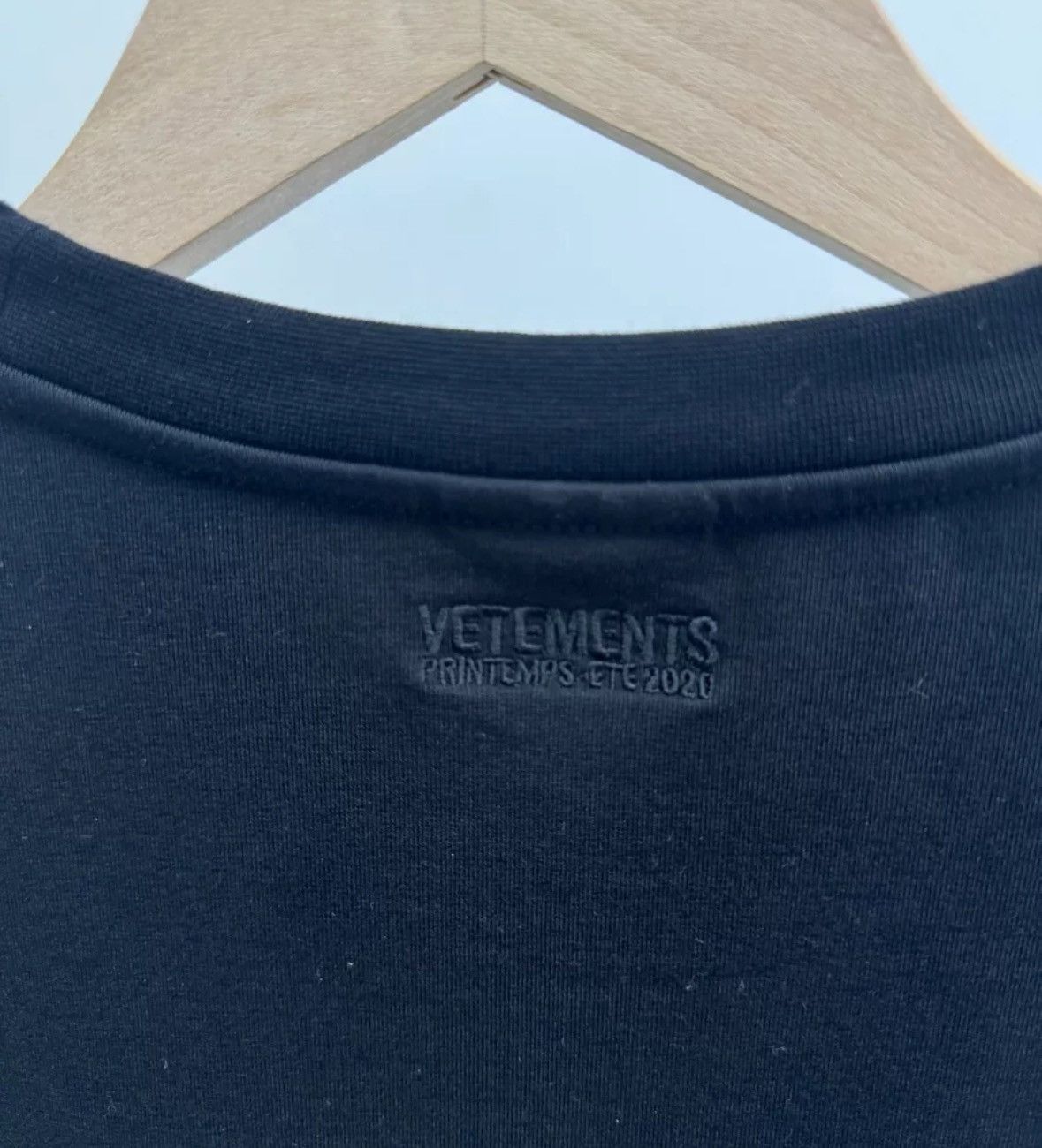 Vetements Vetements 20ss poster slogan: tight long sleeved shirt Size US S / EU 44-46 / 1 - 5 Thumbnail