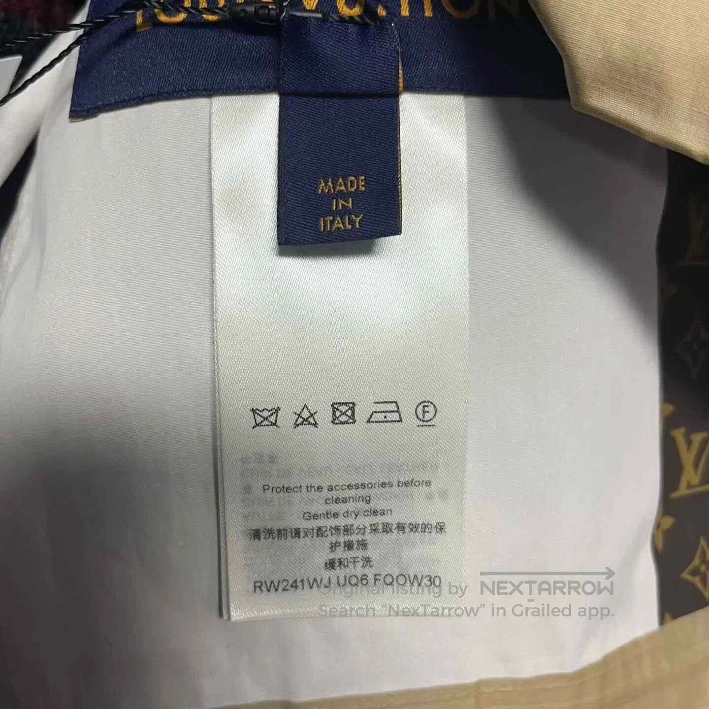 Louis Vuitton Louis Vuitton 2024 Beige Logo Hooded Parka. Size XXS / US 00 / IT 34 - 4 Thumbnail
