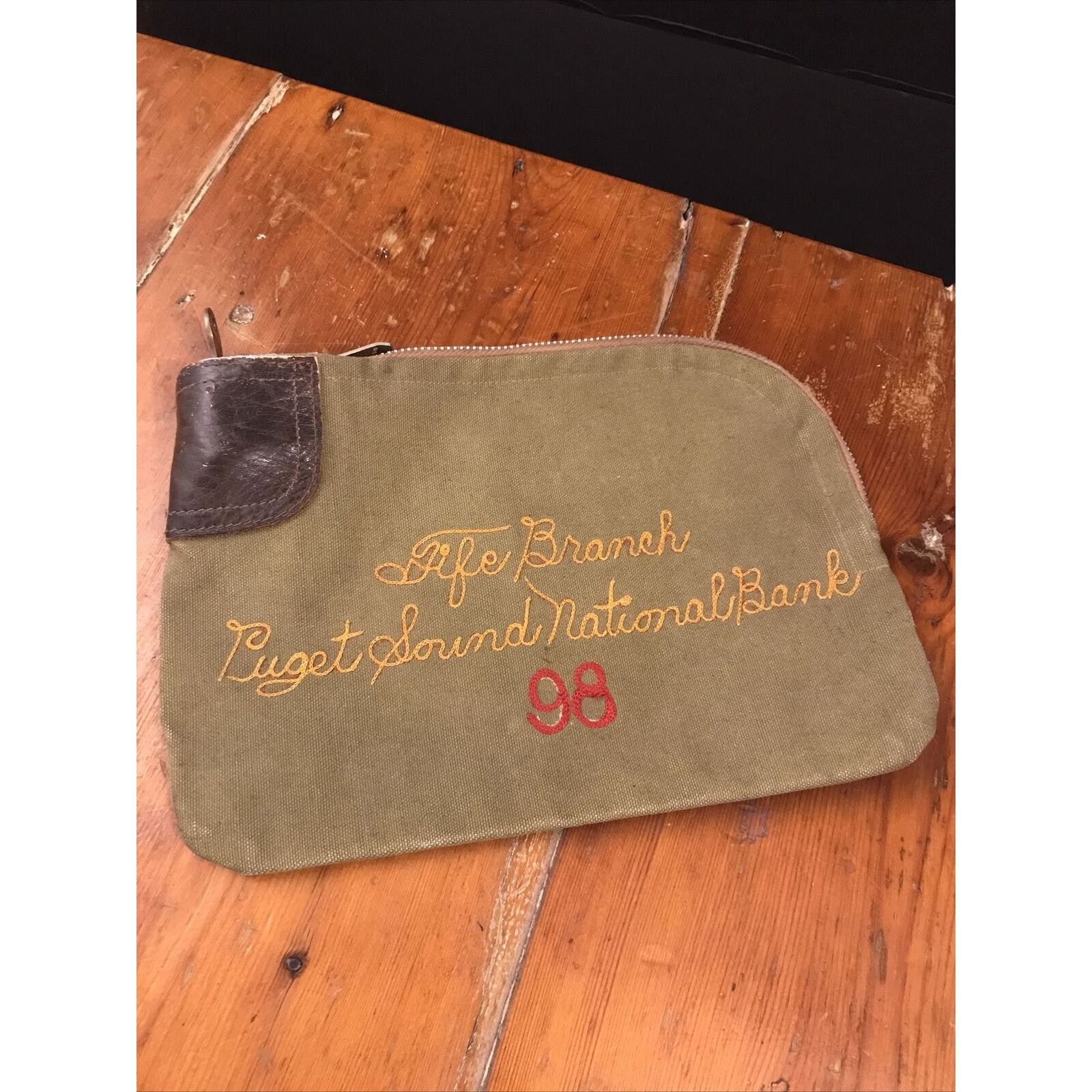 The Unbranded Brand Canvas 1930s Zipper Bank Bag Chain Stitch Leather Talon Zip Size ONE SIZE - 2 Thumbnail