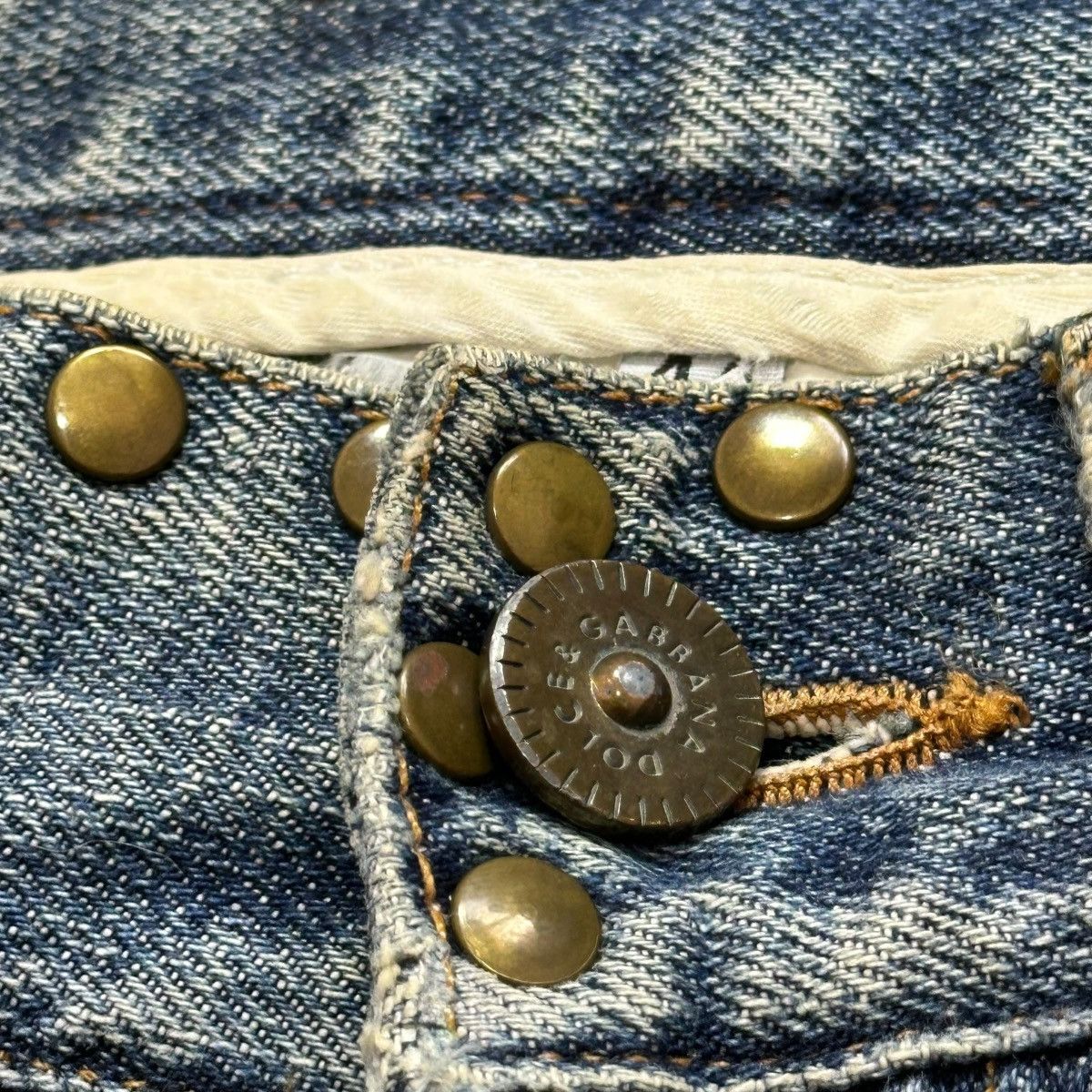 Dolce & Gabbana D&G Dolce & Gabbana Studded Distressed Denim Jeans Italy Size US 31 - 14 Thumbnail