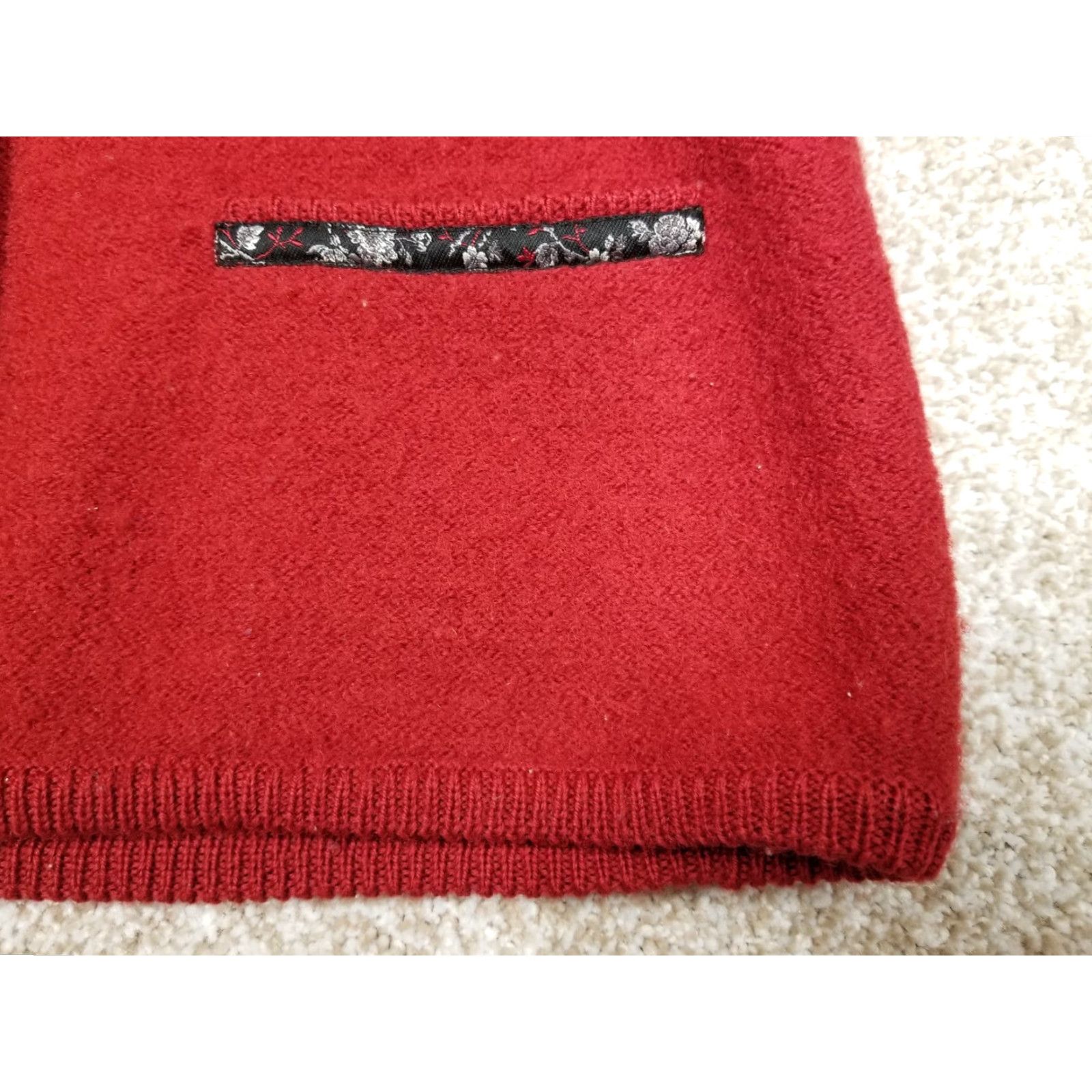 Vintage VINTAGE Woolrich Vest Womens M Red 100% Wool Metal Leaf Buttons Hong Kong Size M / US 6-8 / IT 42-44 - 4 Thumbnail