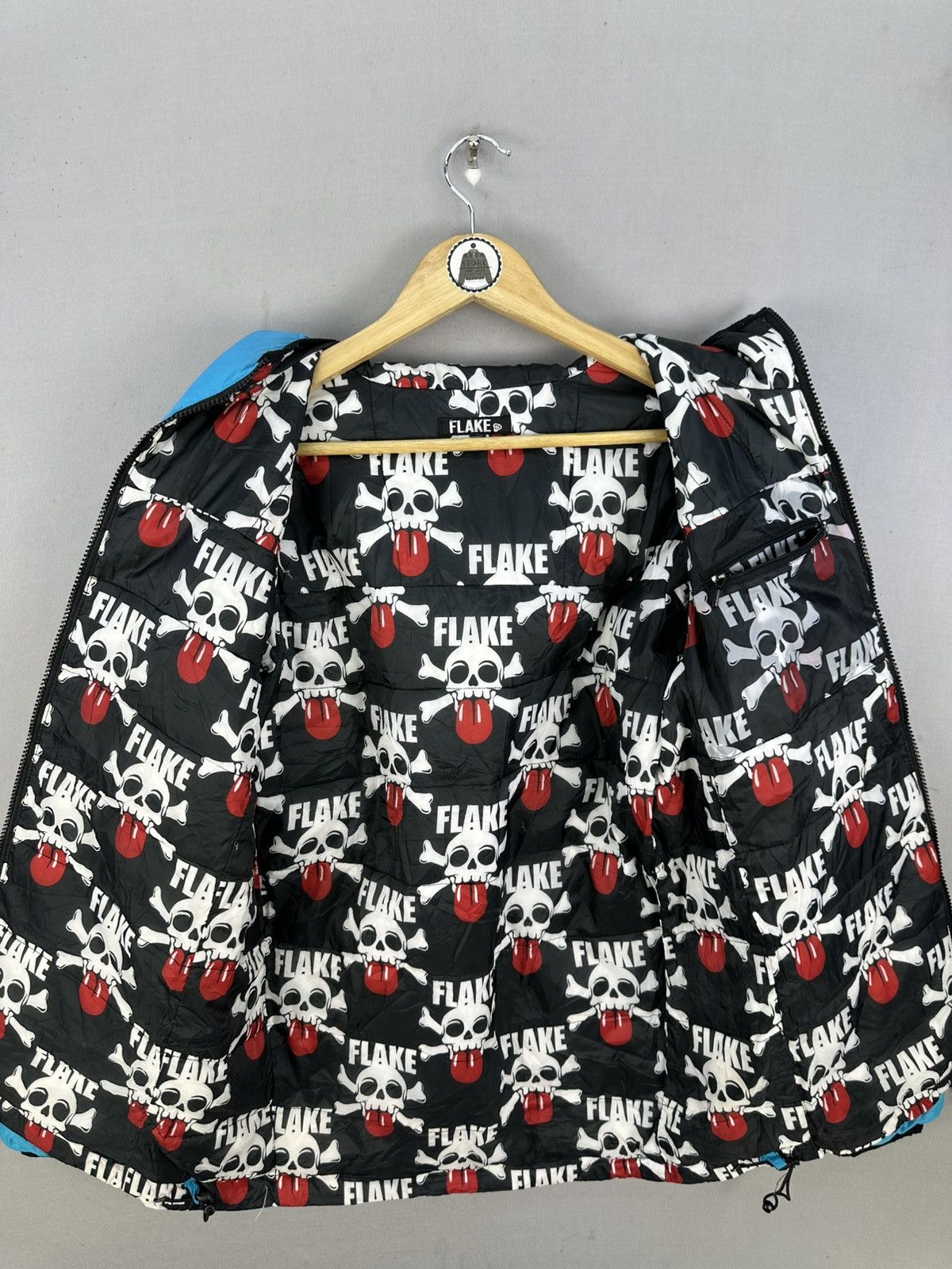Japanese Brand Flake Big Logo Skull Light Puffer Reversible Jacket Size US S / EU 44-46 / 1 - 14 Thumbnail