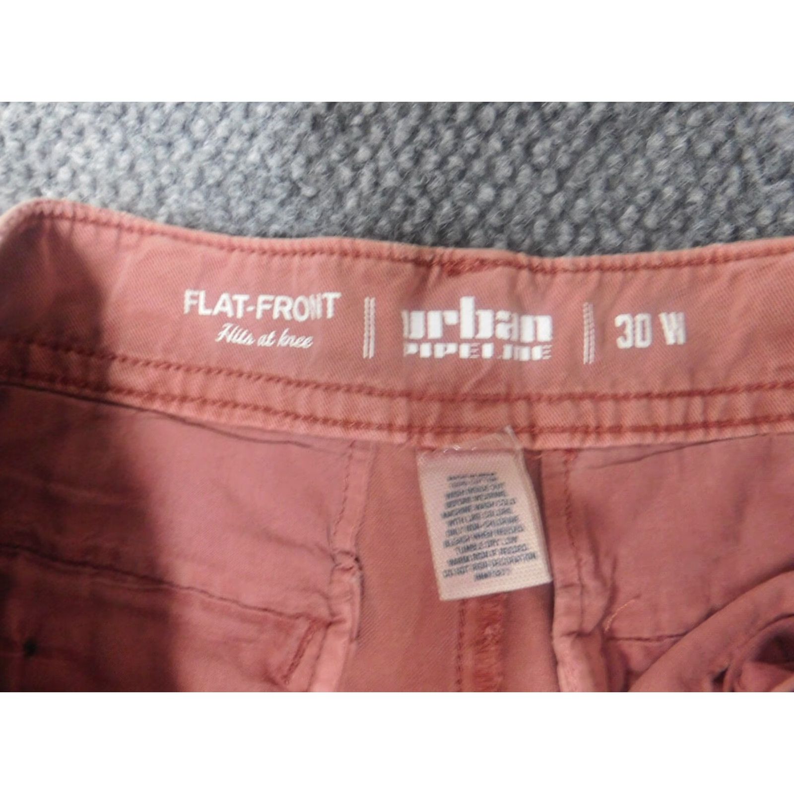 Vintage Urban Pipeline Mens Shorts 30 Pink Flat Front Chino Casual Breathing Logo 30 Regular Mens Size US 30 / EU 46 - 6 Thumbnail
