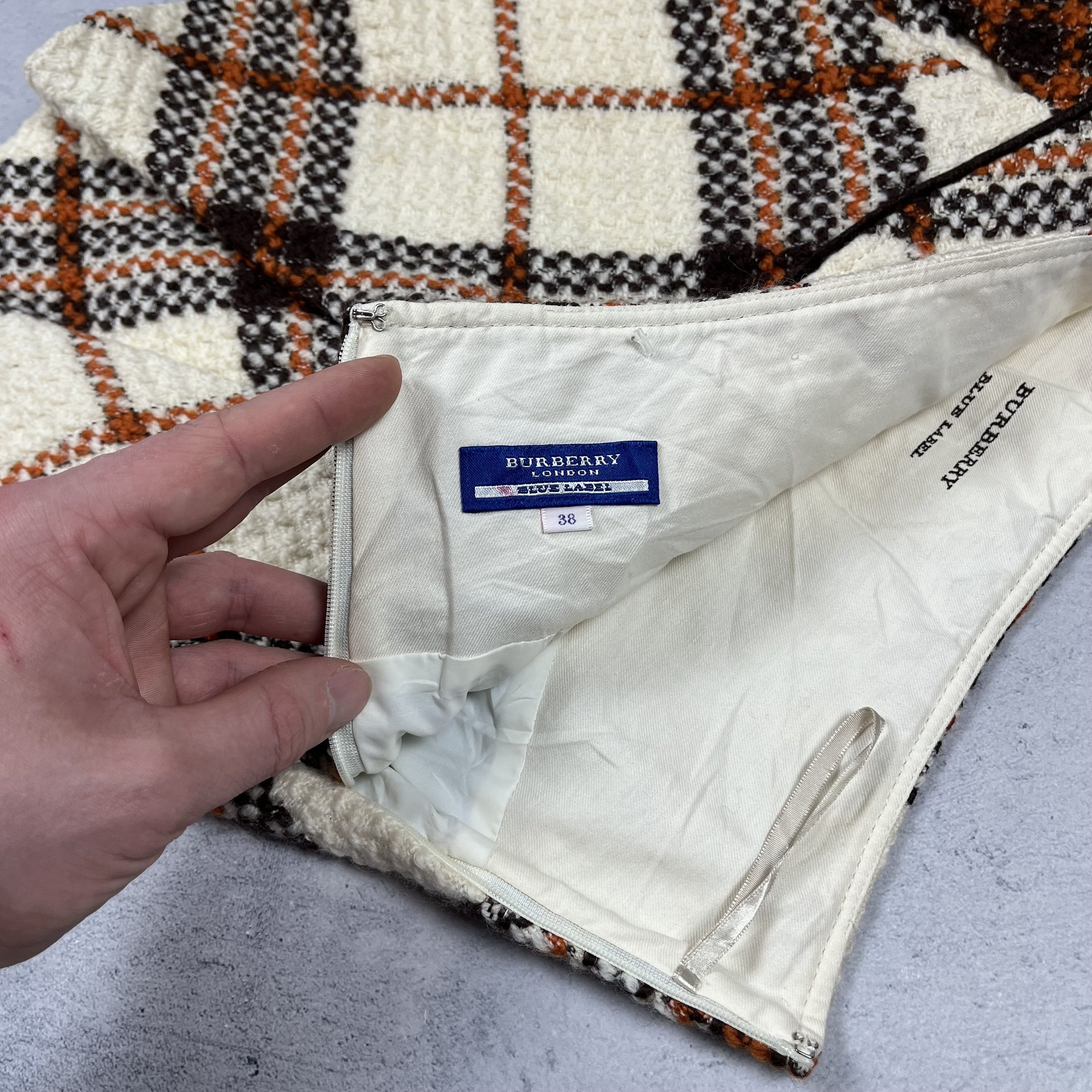 Burberry Burberry Blue Label Wool Tweed Mini Skirt size 38 Size 28" / US 6 / IT 42 - 14 Thumbnail