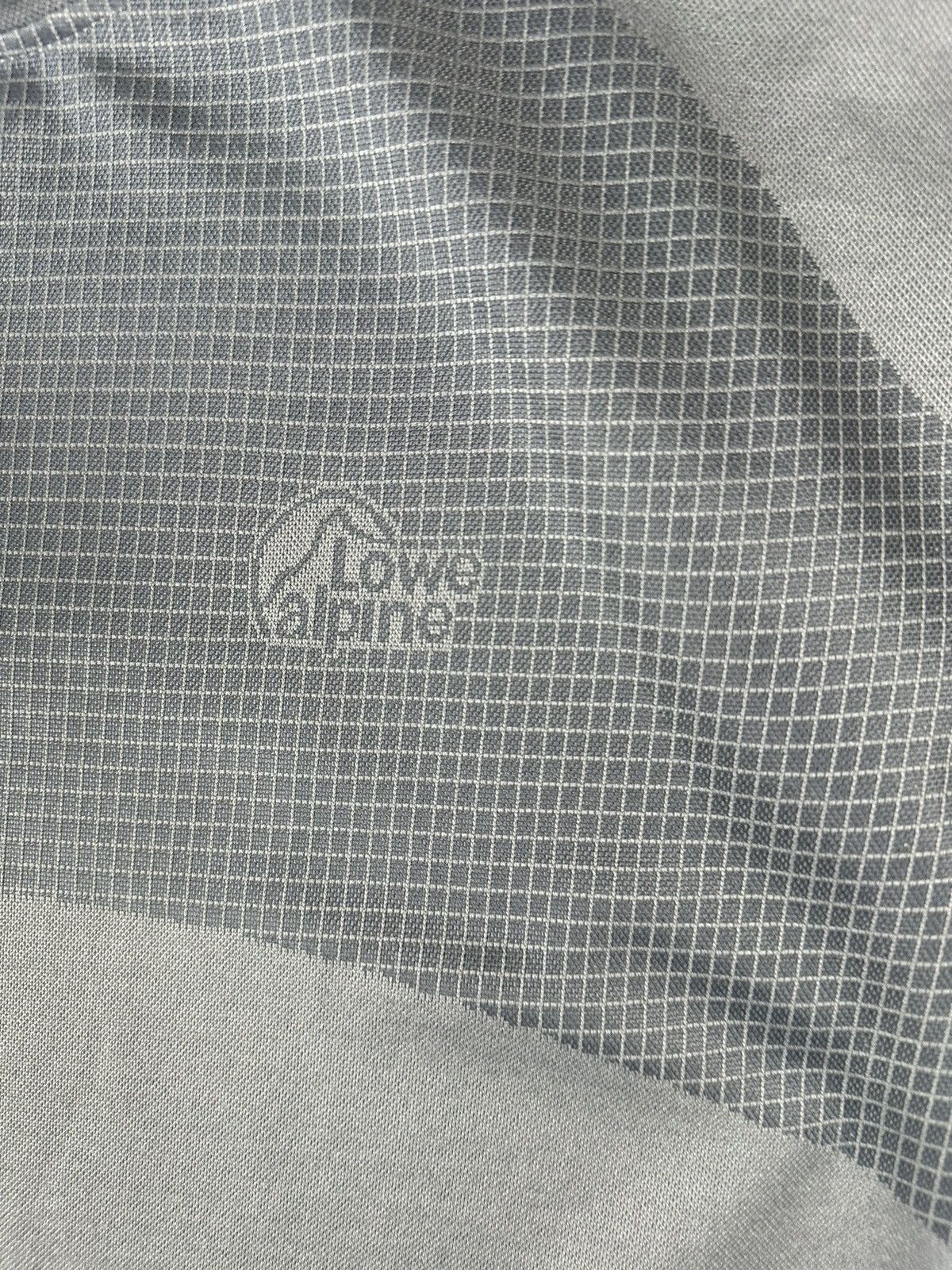 Other Lowe Alpine Dry Zone Outdoor Polyester Small Logo T-Shirt Size US L / EU 52-54 / 3 - 6 Thumbnail