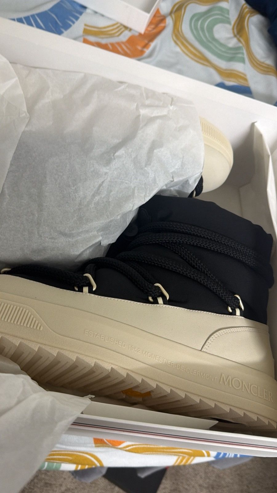 Moncler Moncler Altive Mid Size US 11 / EU 44 - 2 Thumbnail