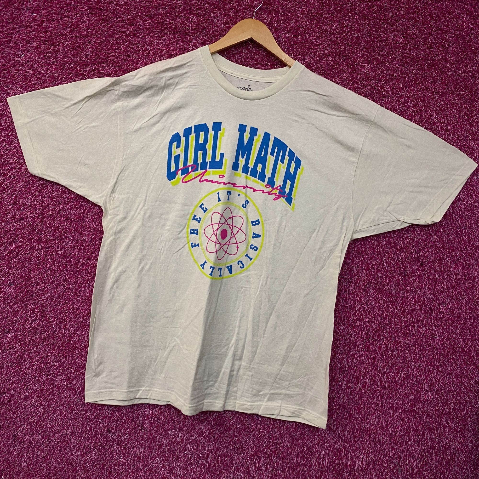 Other Bioworld "Girl Math University" Graphic T-shirt 2XL Size US XXL / EU 58 / 5 - 3 Thumbnail